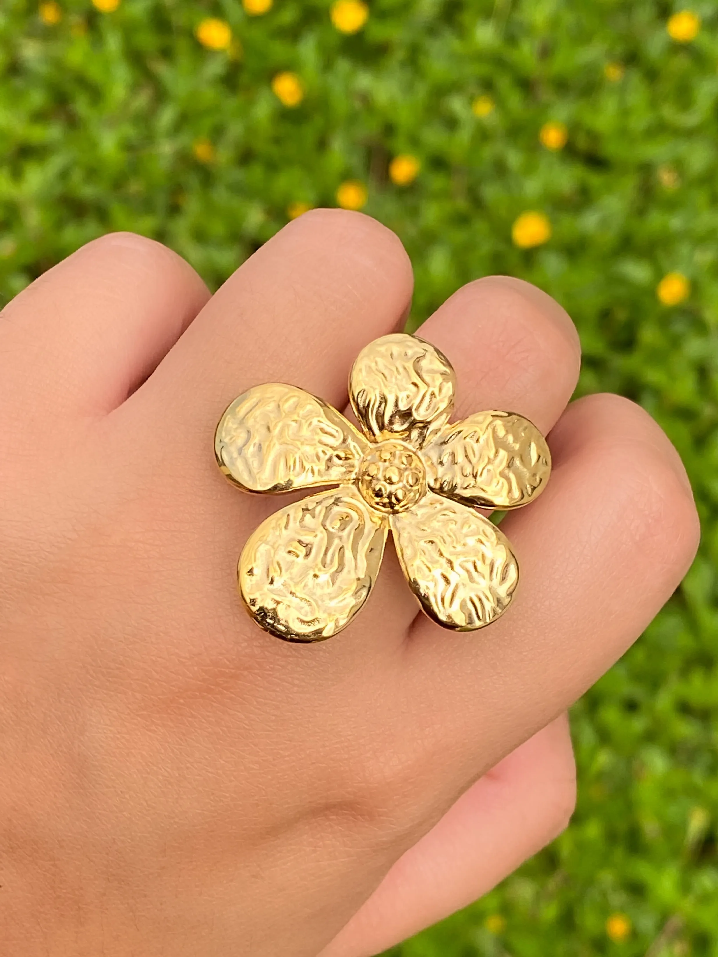 Anillo Con Flor Chunky