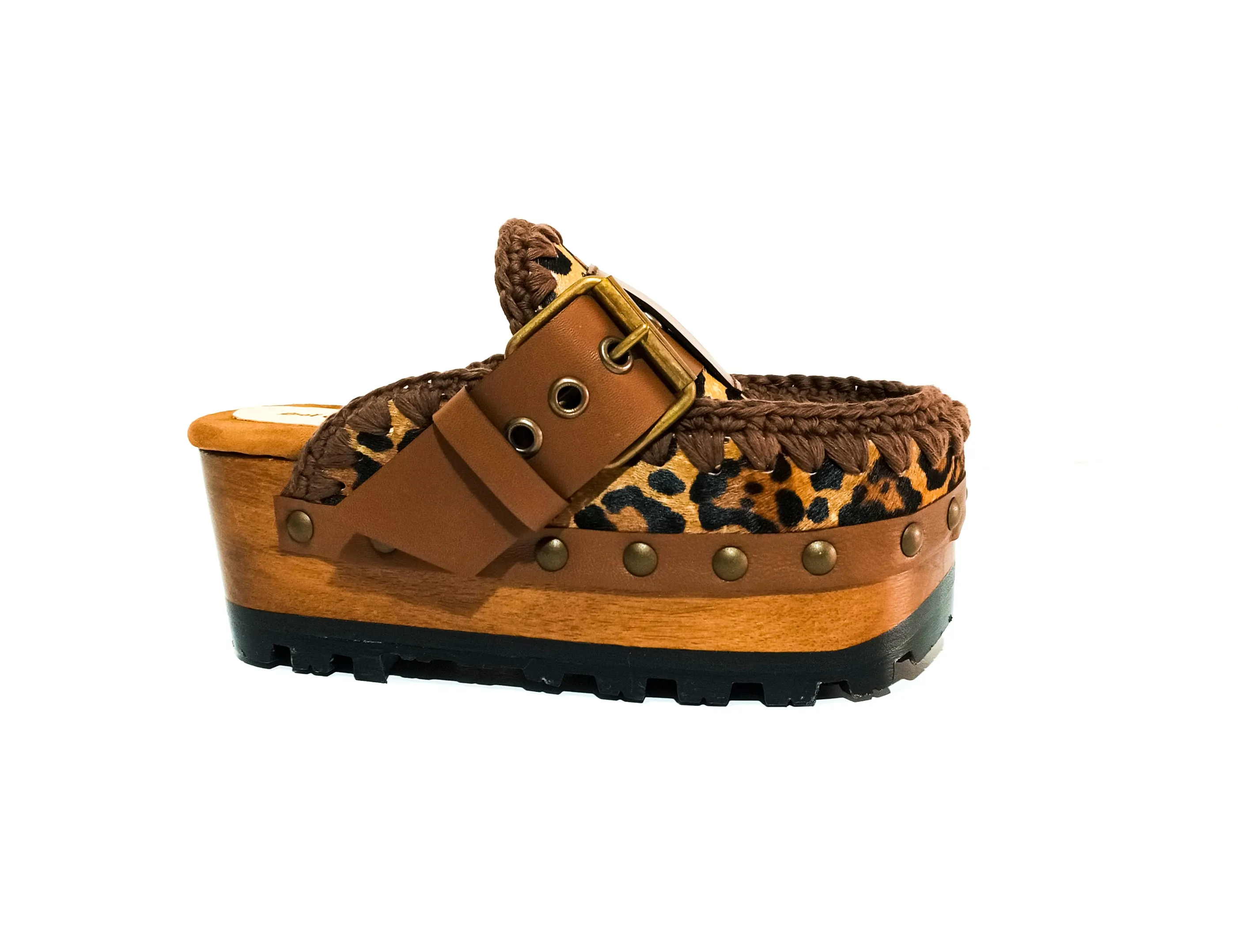 Animal print oxford clogs by Sol Caleyo