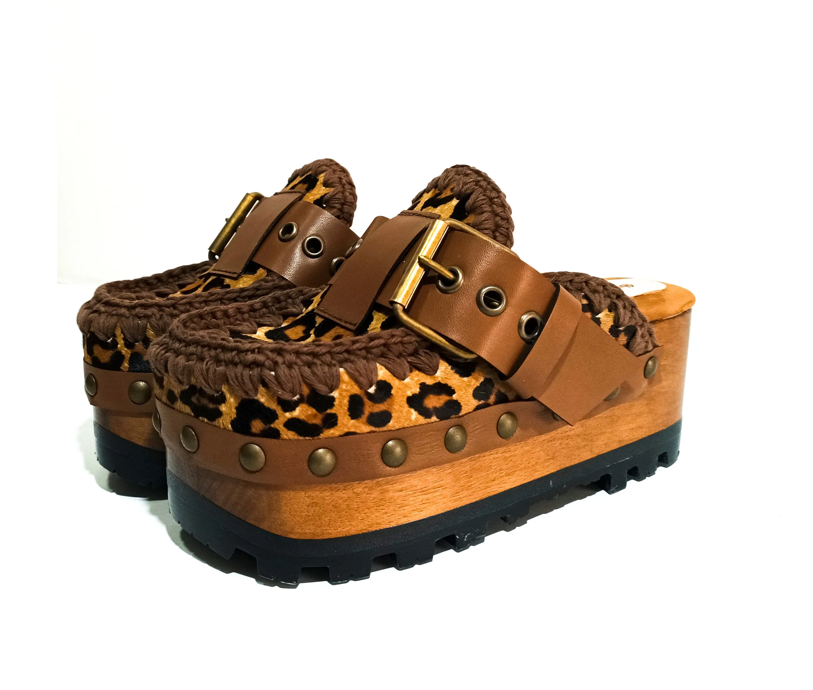 Animal print oxford clogs by Sol Caleyo