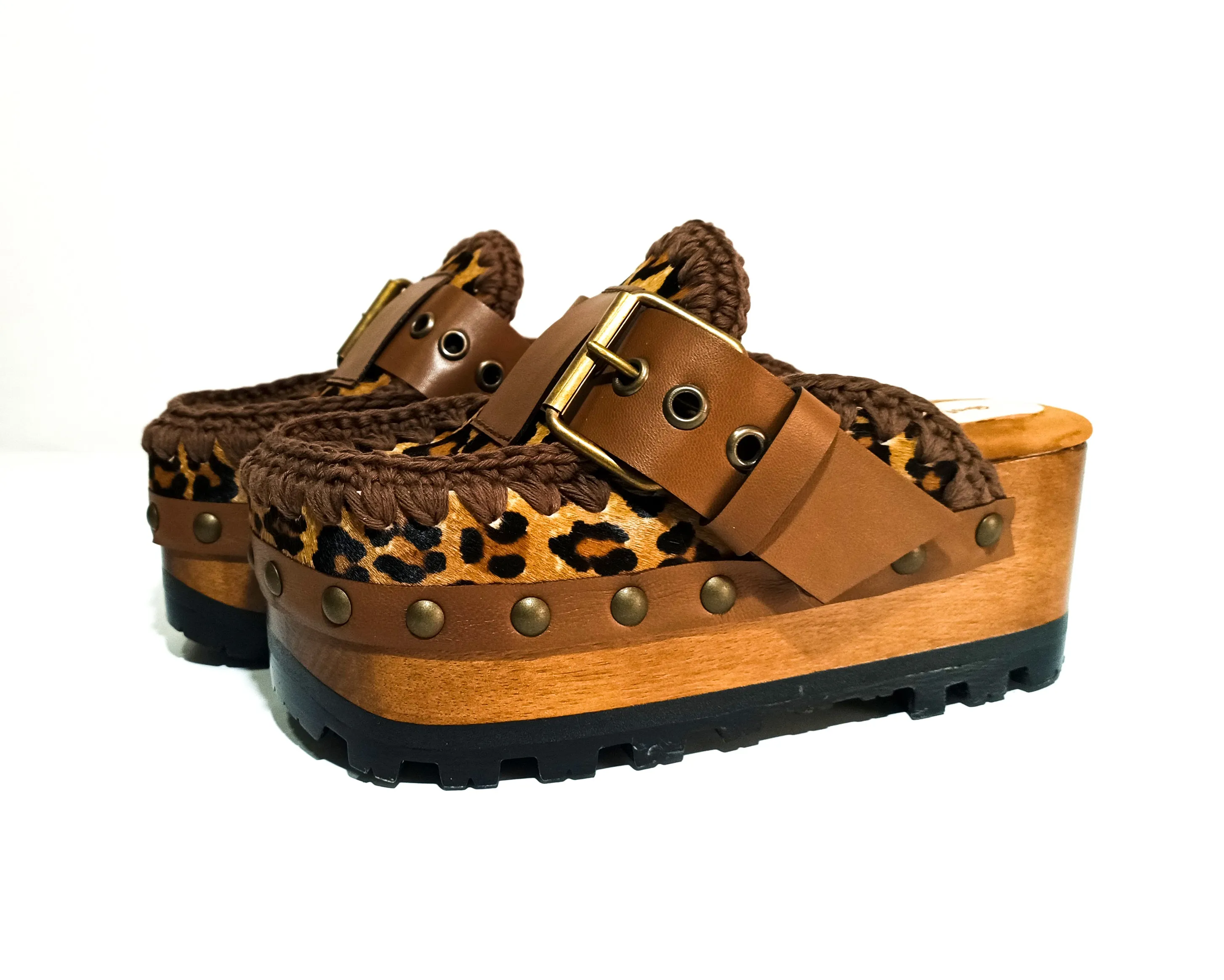 Animal print oxford clogs by Sol Caleyo