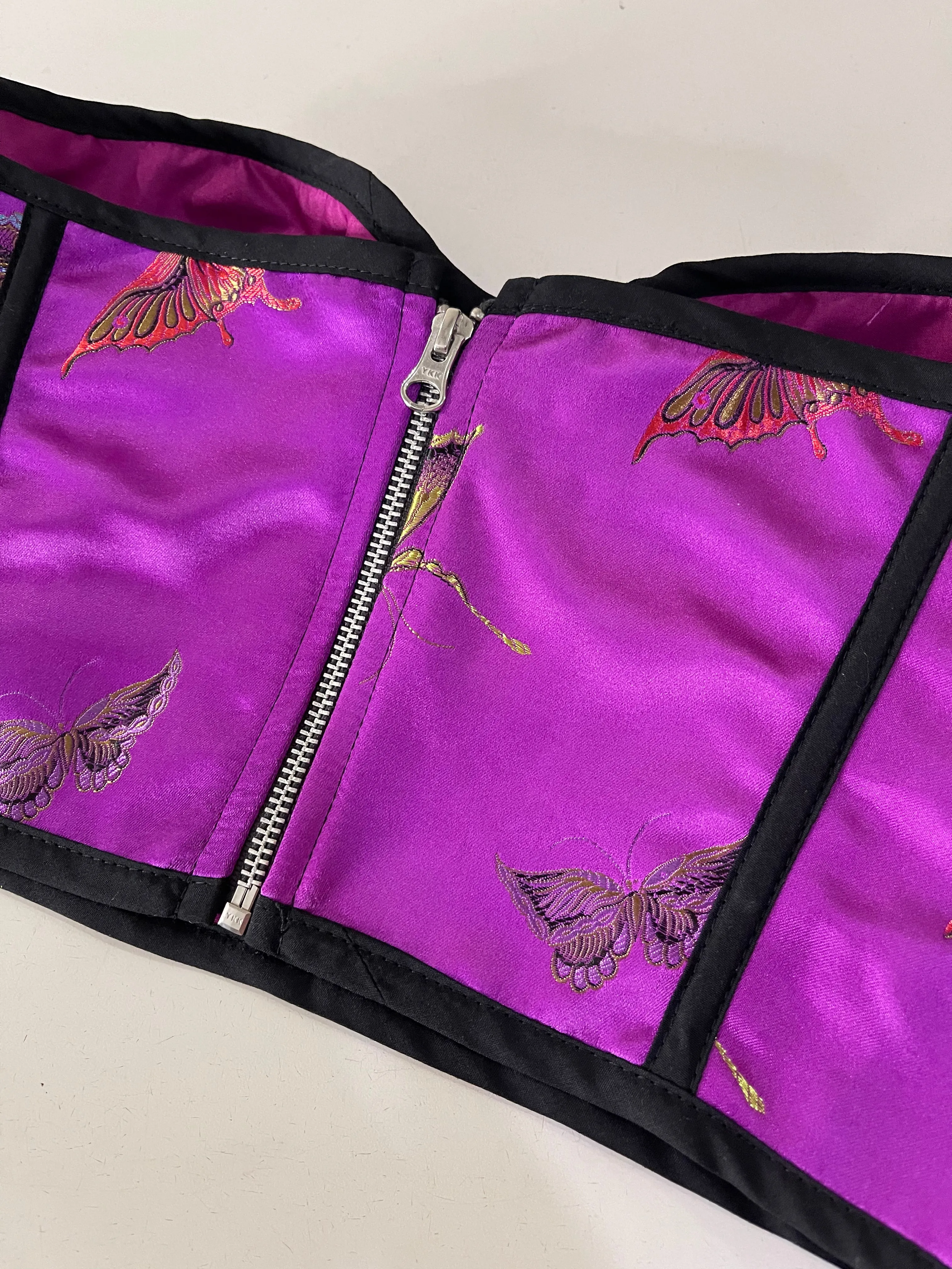 Asian Silk corset - 34C