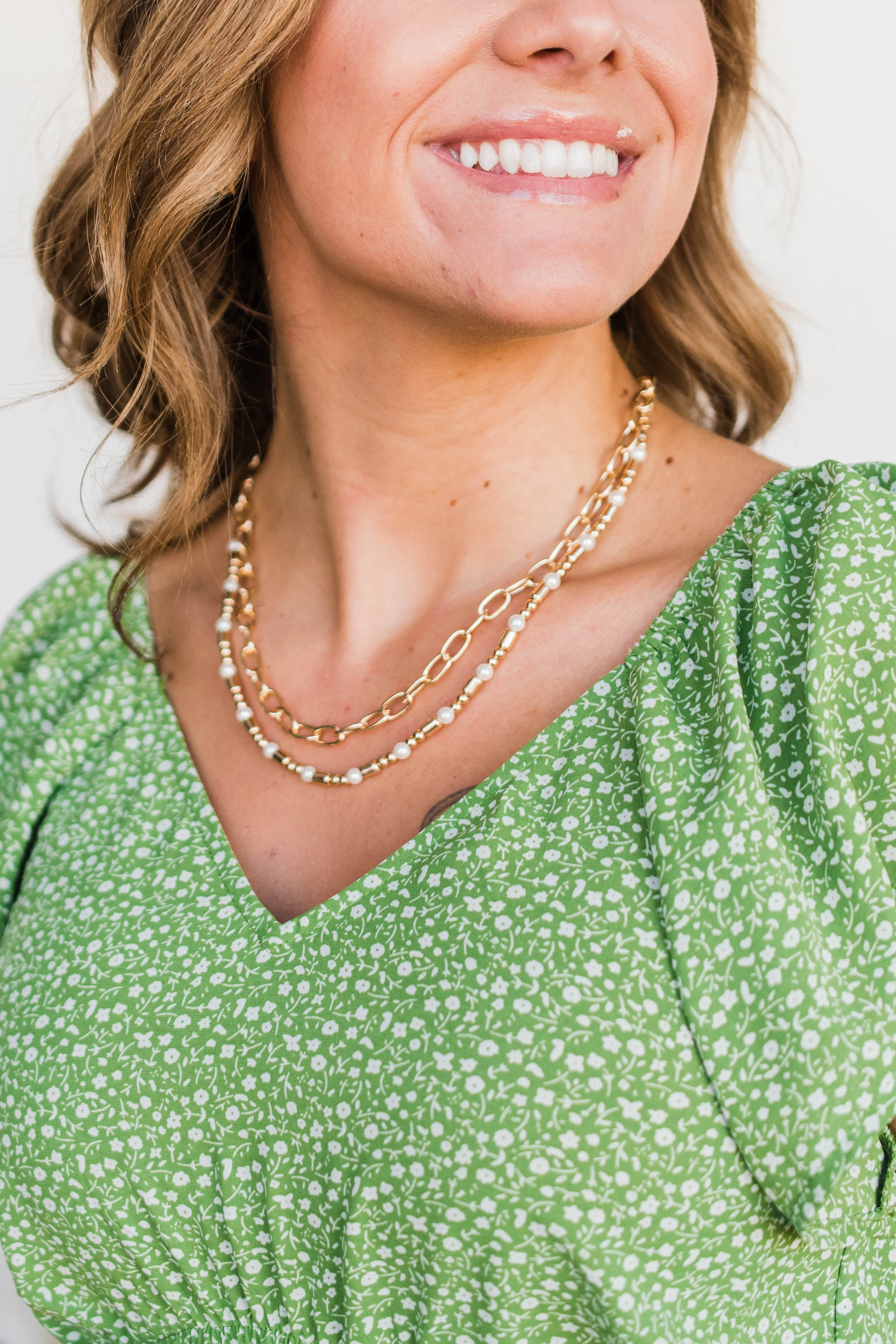 Beautiful Creation Necklace- Gold & White