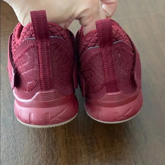 Brand new burgundy boys Lebron Velcro sneakers sz3