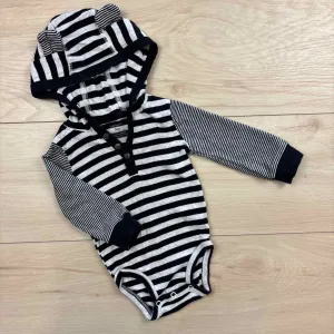 Carter's ONESIE casual