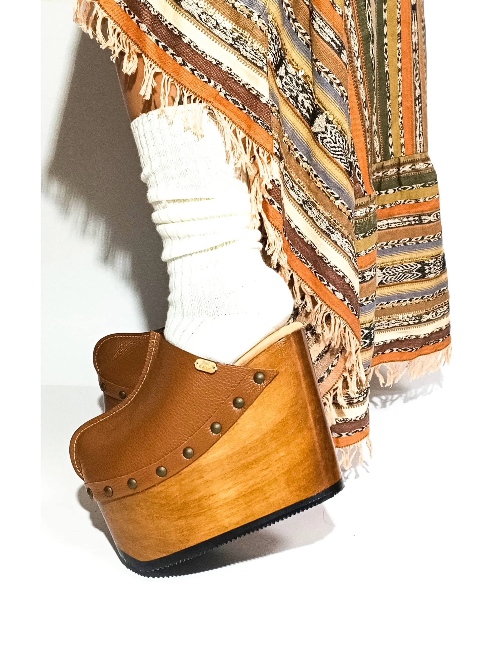 Chicago Clogs Camel