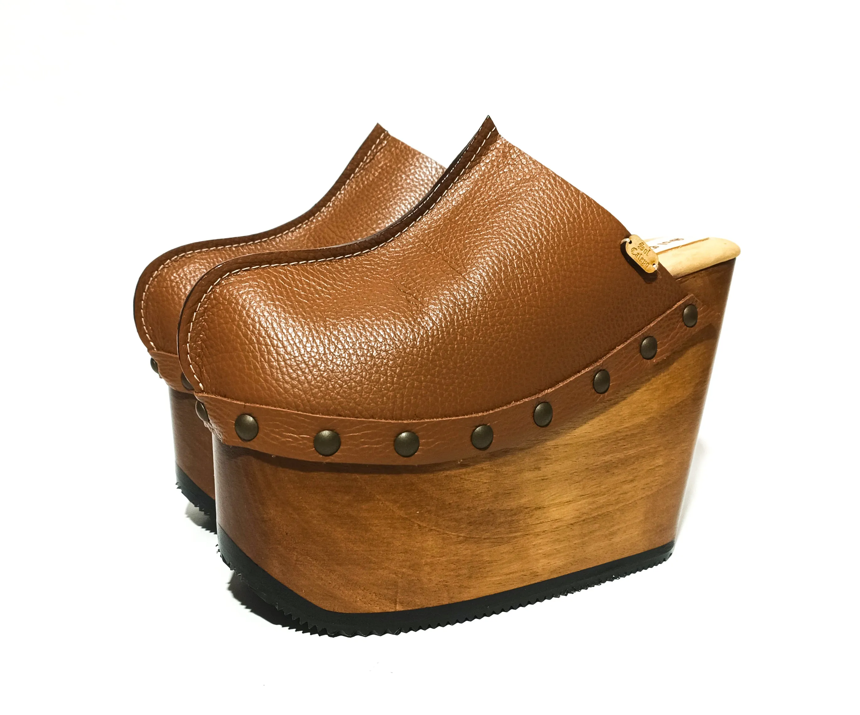 Chicago Clogs Camel