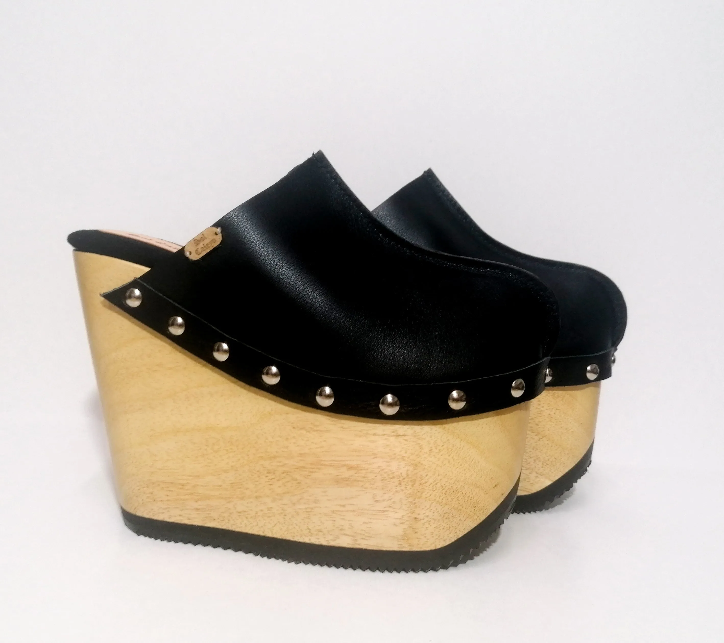 Chicago clogs Clear