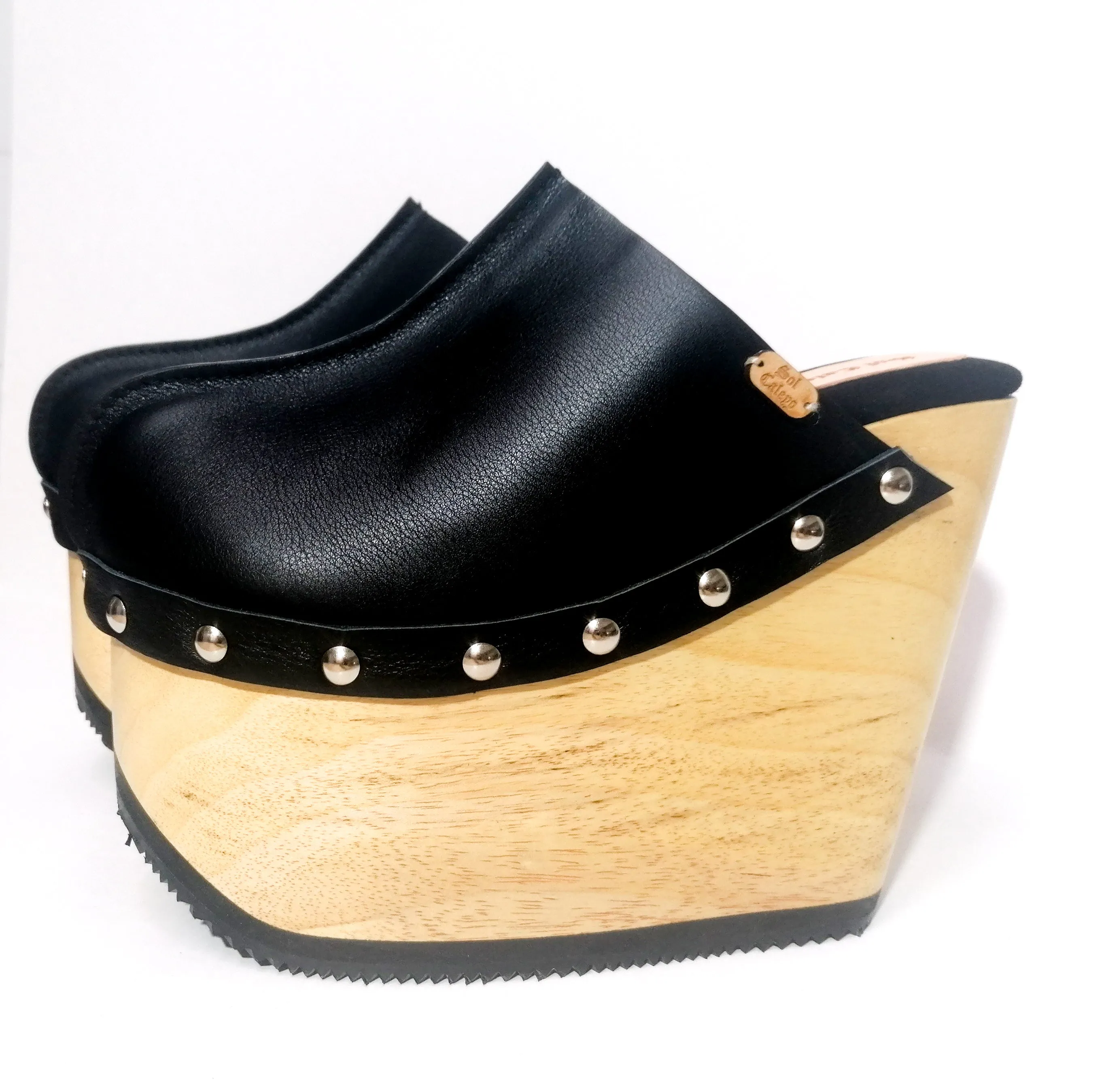 Chicago clogs Clear