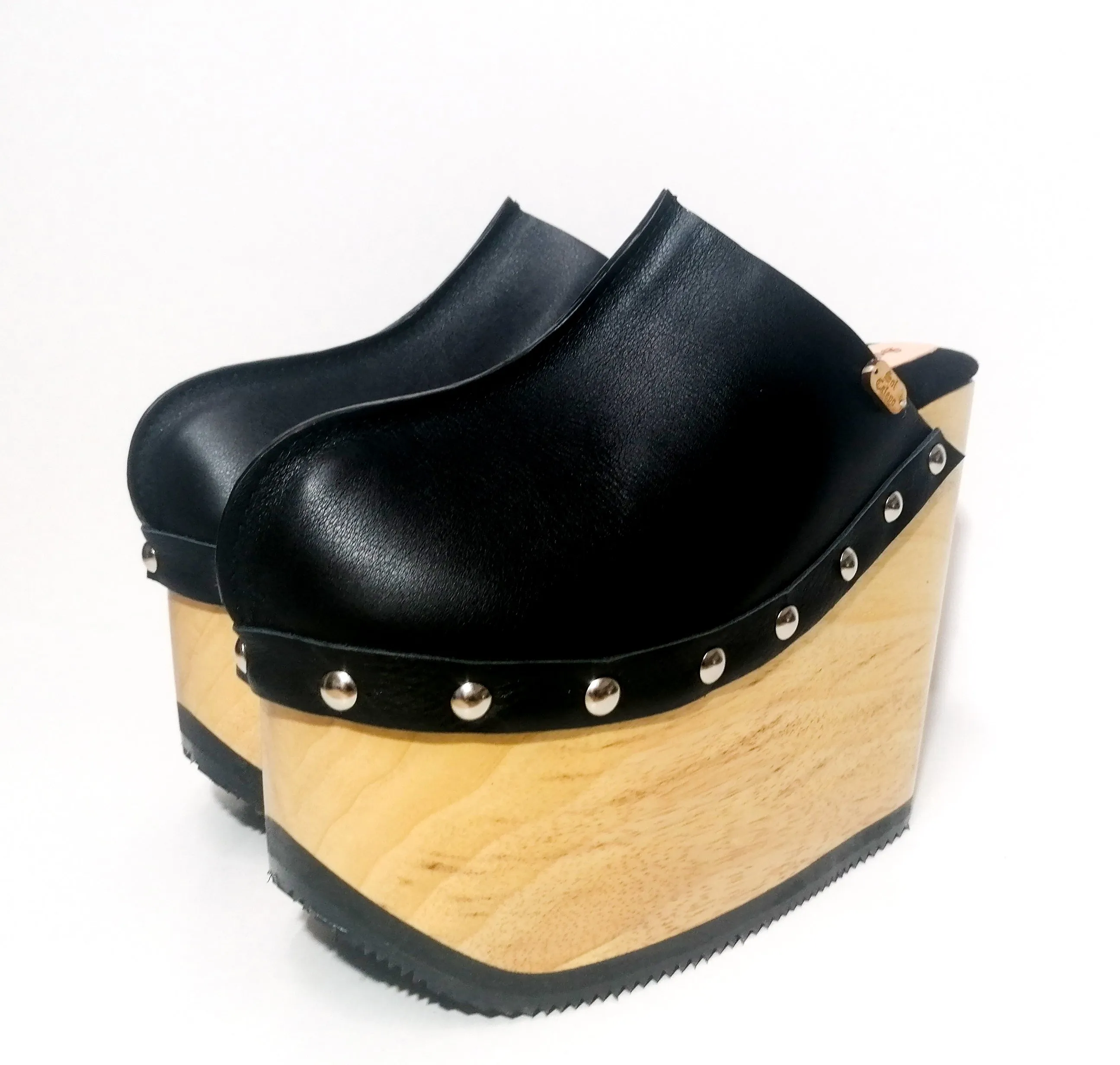 Chicago clogs Clear