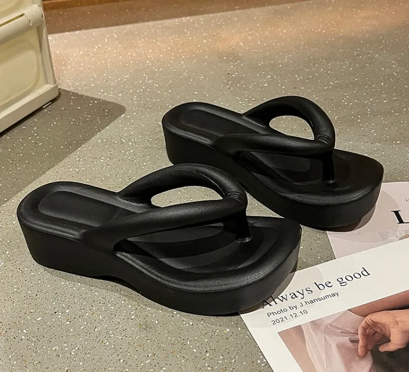 Chunky Platform Flip Flops for Women: Summer Fashion with Elevated Wedge Heel, Popular Beach Style, Comfortable Slip-Ons, Provides Elevated Feel, Perfect for Casual Wear.W-240223-3