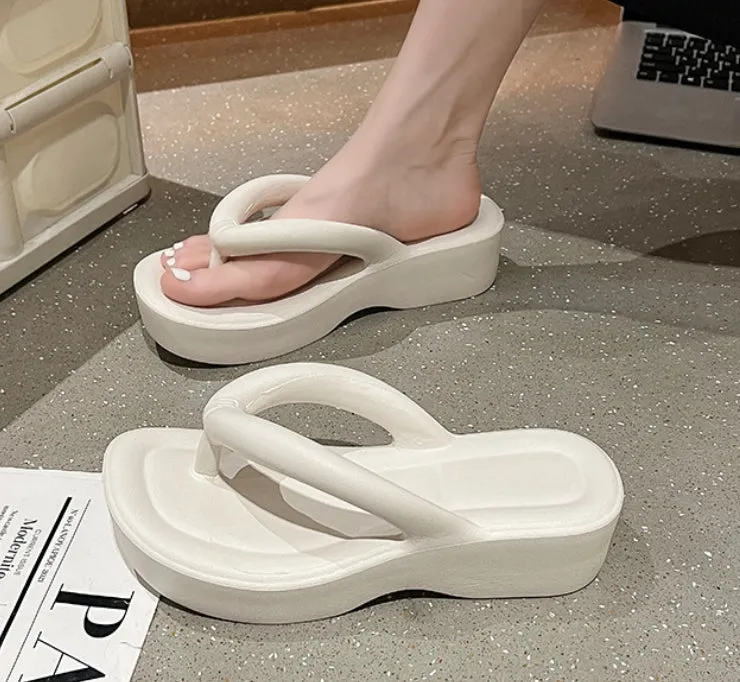Chunky Platform Flip Flops for Women: Summer Fashion with Elevated Wedge Heel, Popular Beach Style, Comfortable Slip-Ons, Provides Elevated Feel, Perfect for Casual Wear.W-240223-3