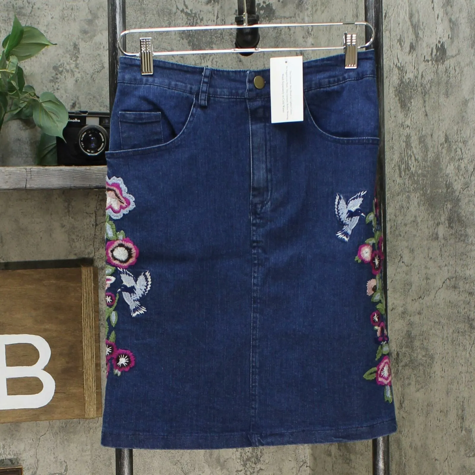 Colleen Lopez Women's Embroidered Stretch Denim Skirt