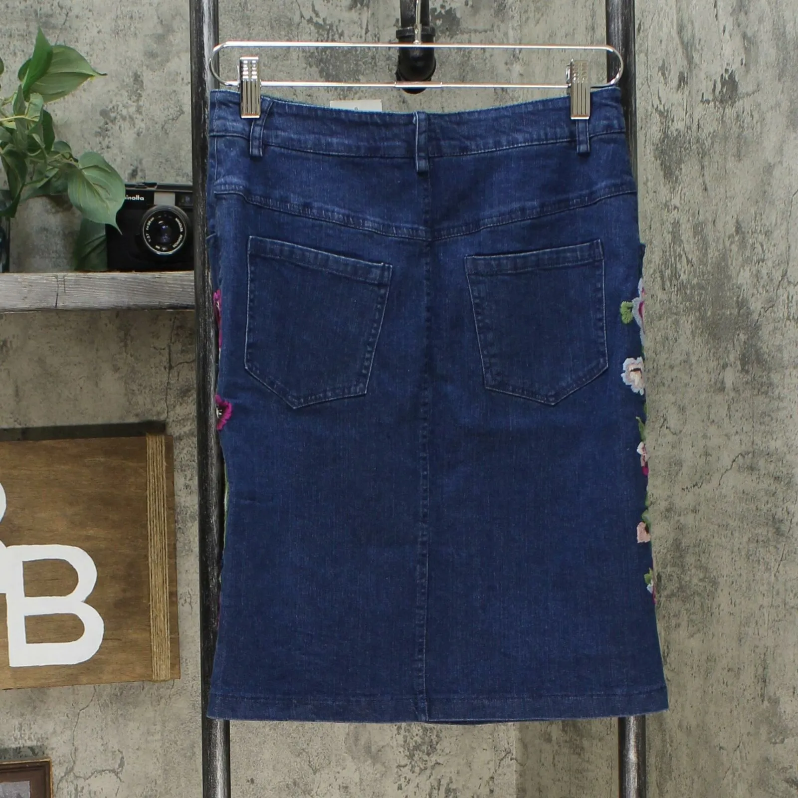 Colleen Lopez Women's Embroidered Stretch Denim Skirt