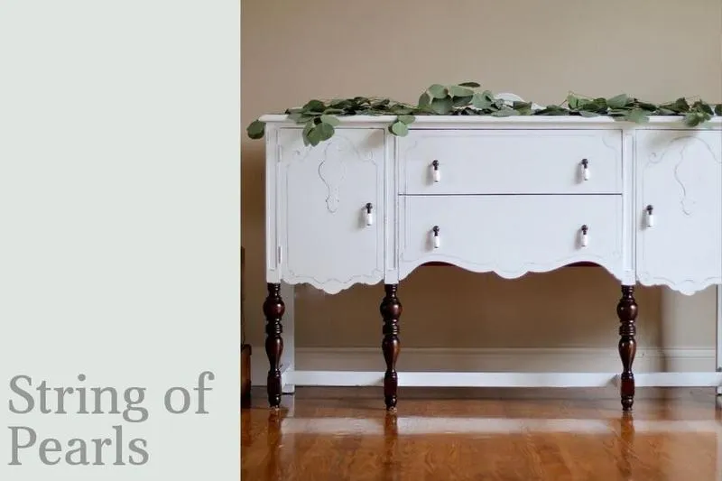 Country Chic - String of Pearls