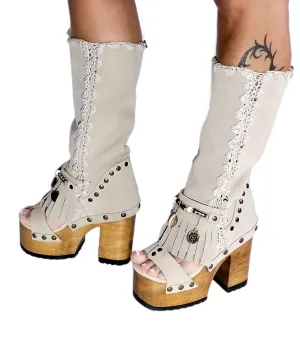Dakota Boots