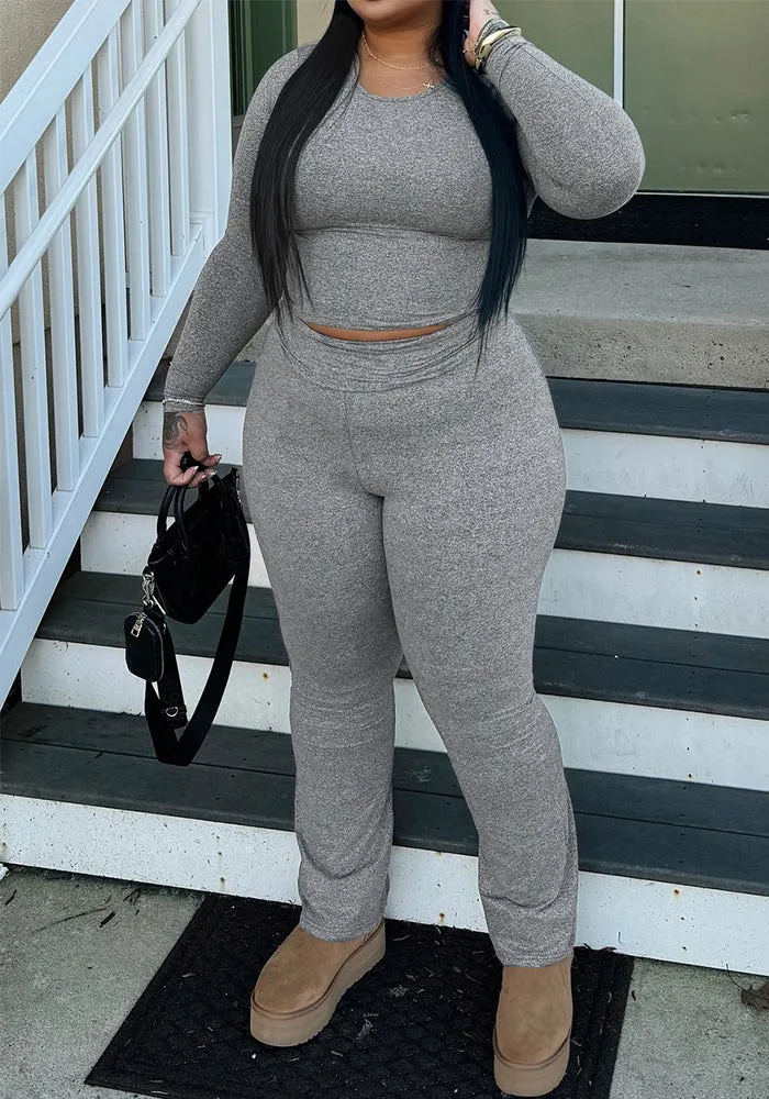 Effortlessly Stylish Solid Color Slim Two-Piece Set