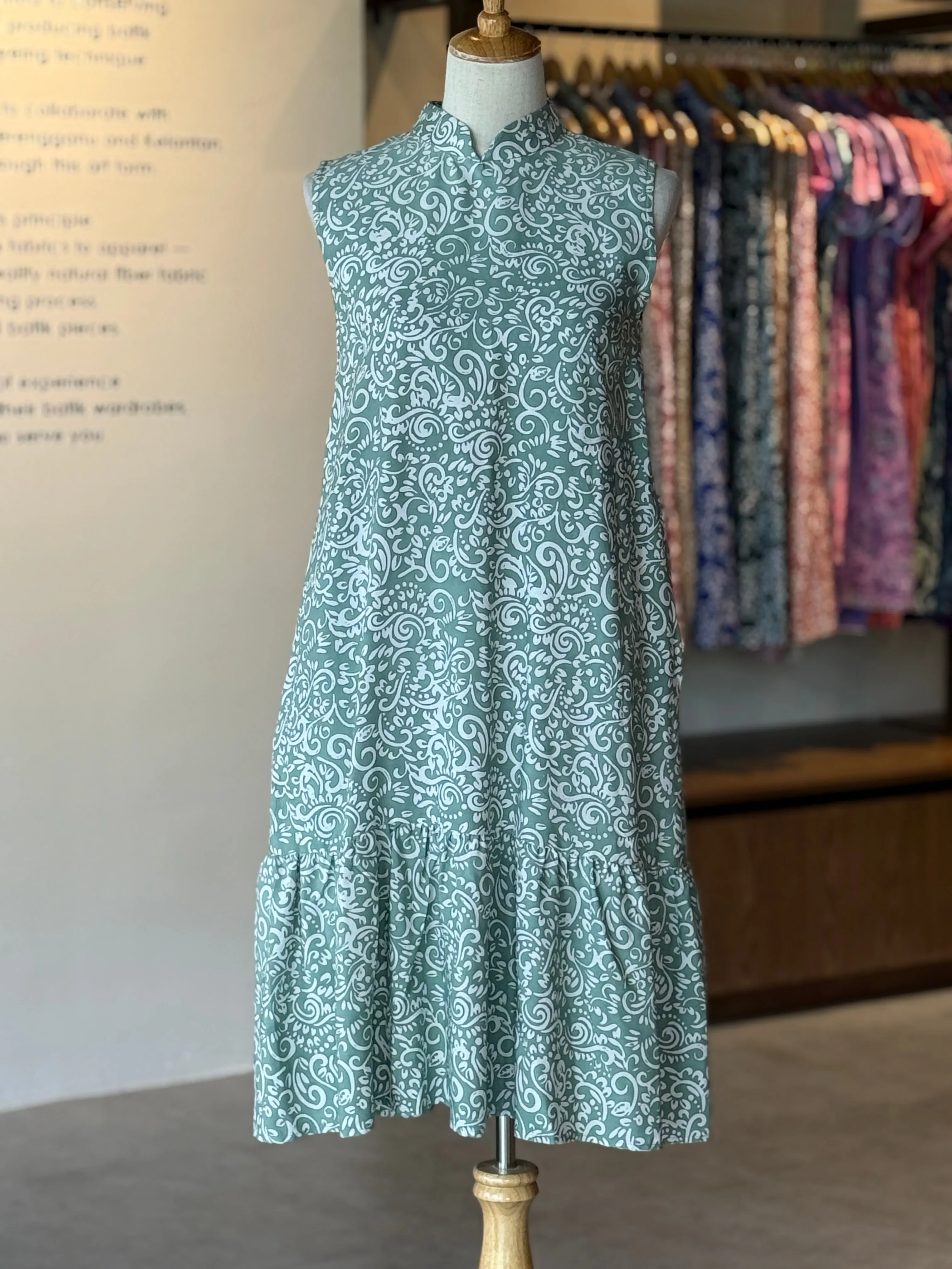 Erin Dress 09