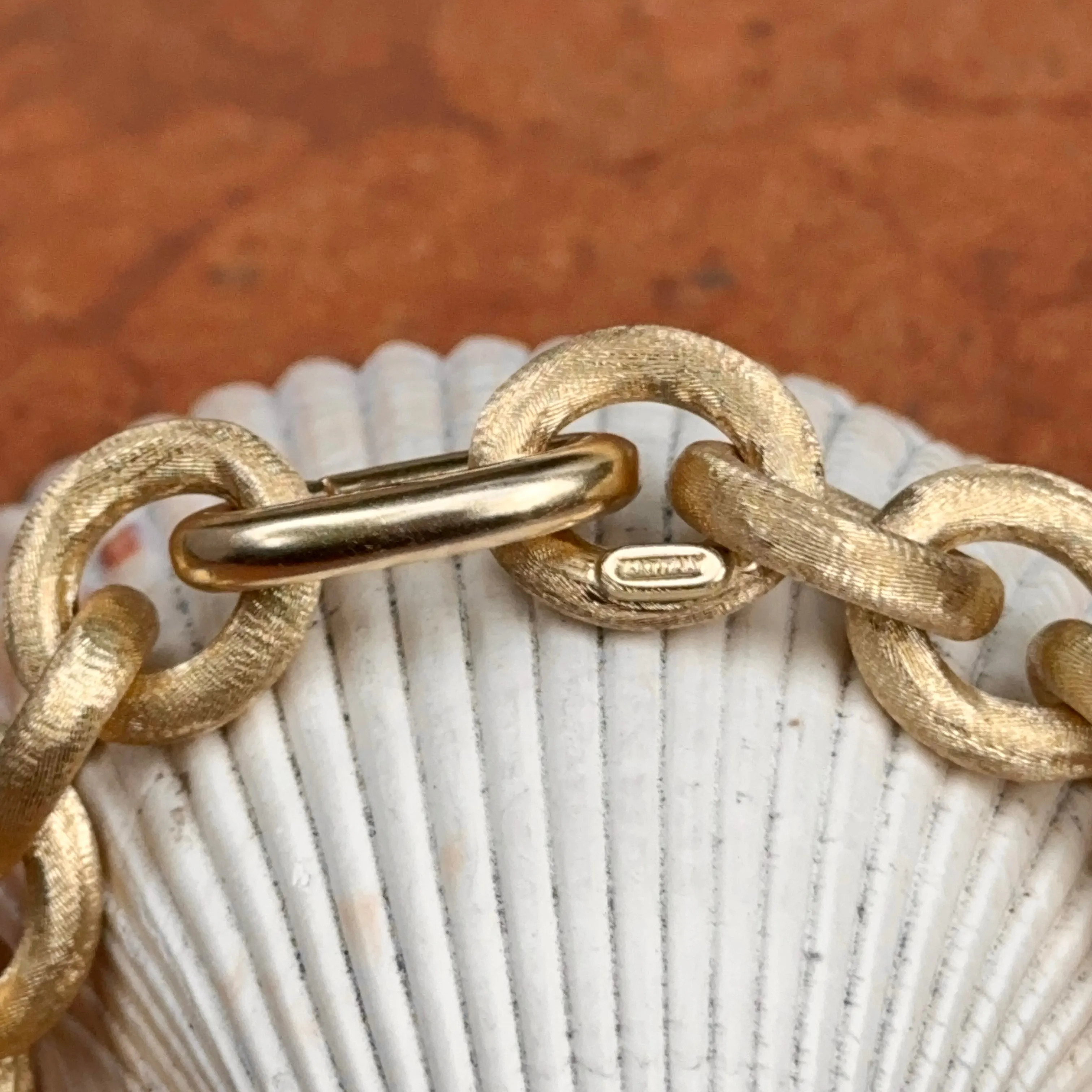 Estate 14KT Yellow Gold Matte Finish 13mm Rolo Chain Bracelet