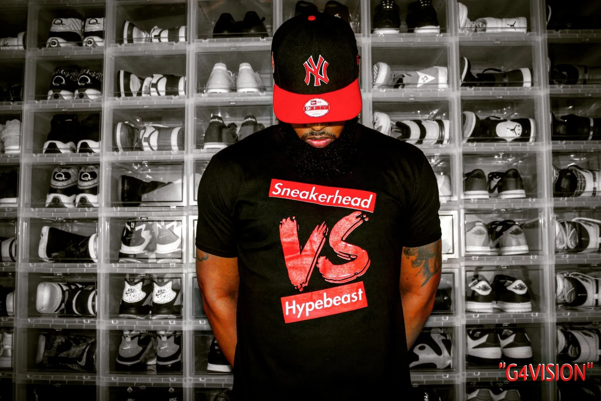EXCLUSIVE SNEAKERHEAD vs HYPEBEAST LE Tshirt