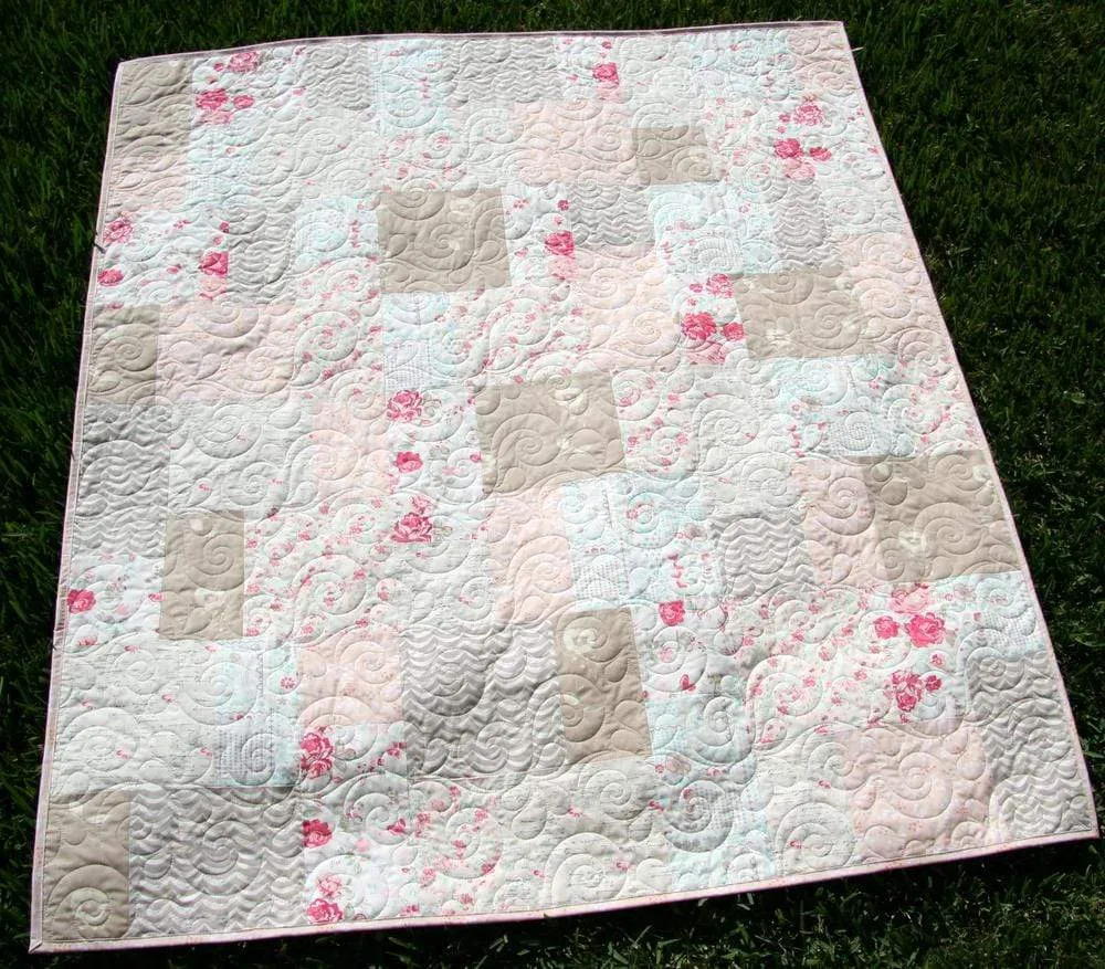 Farmhouse Throw Quilt, Home Decor, Throw Blanket, Minky Blanket Adult, Gifts for Her, Home Decor