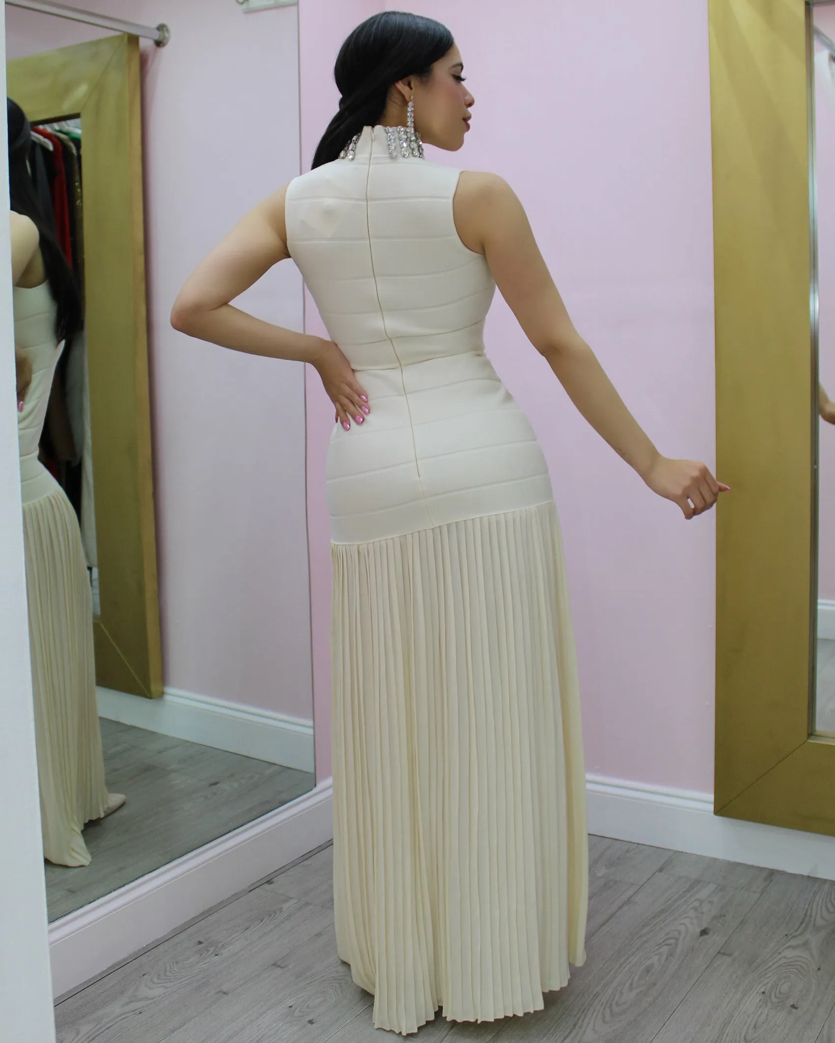 Feel Sexy HighNeck Rhinestone Pleaded Maxi Dress Vanilla