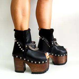 Galaxy Boots