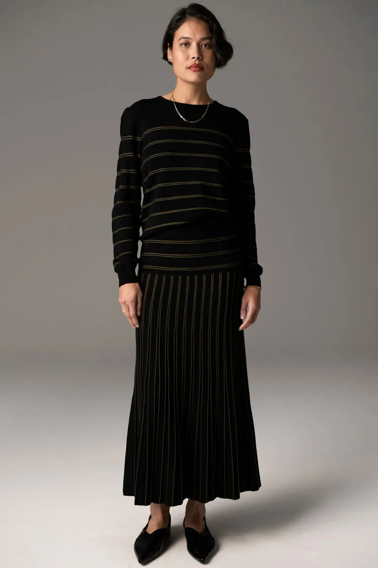 Gizelle Lurex Pleat Skirt in Black