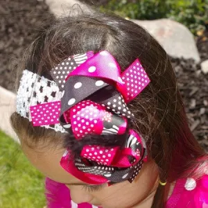 Hot Pink Minnie 6in Marabou Boutique Bow