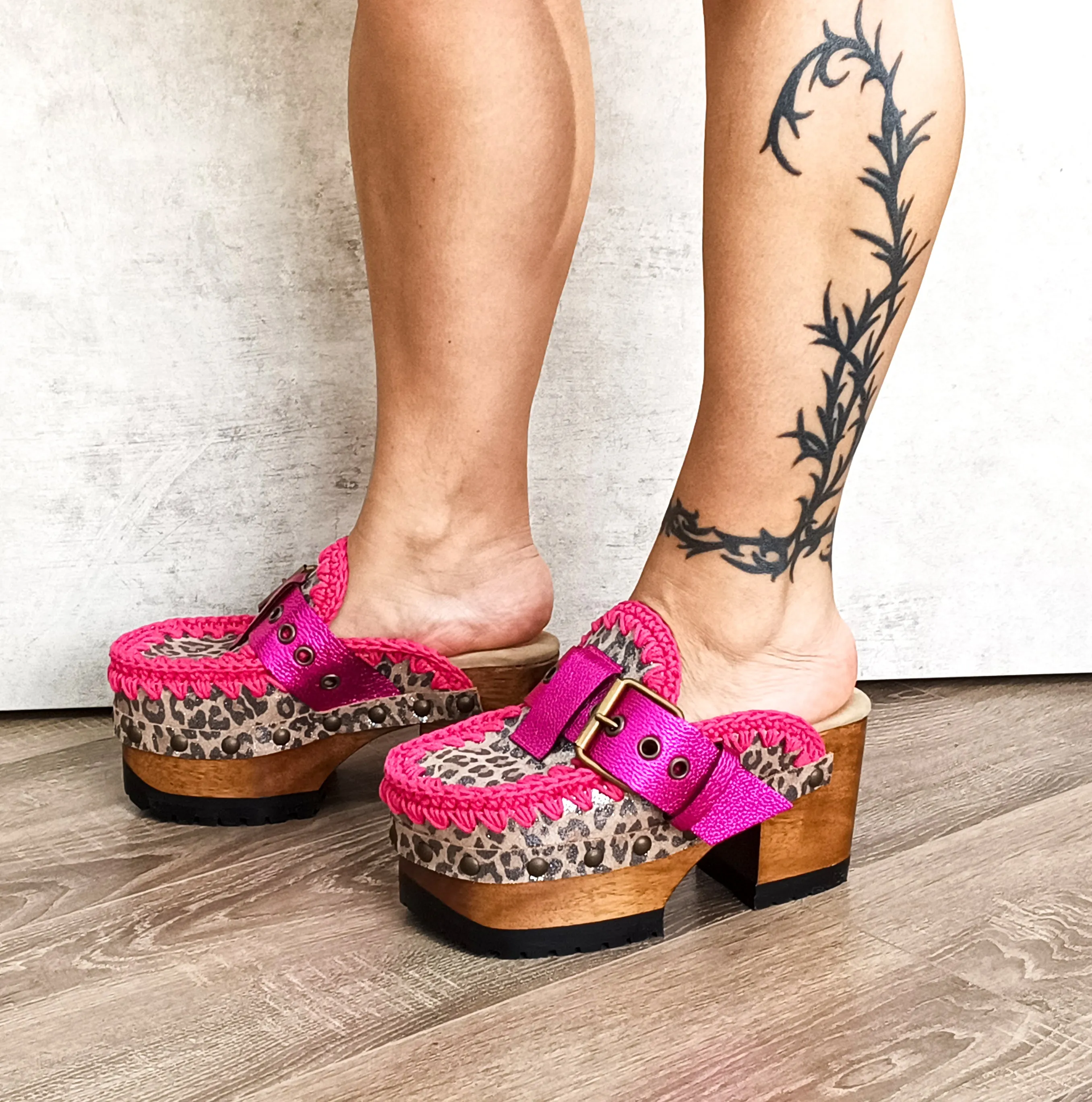Leopard Pink Oxford Clogs