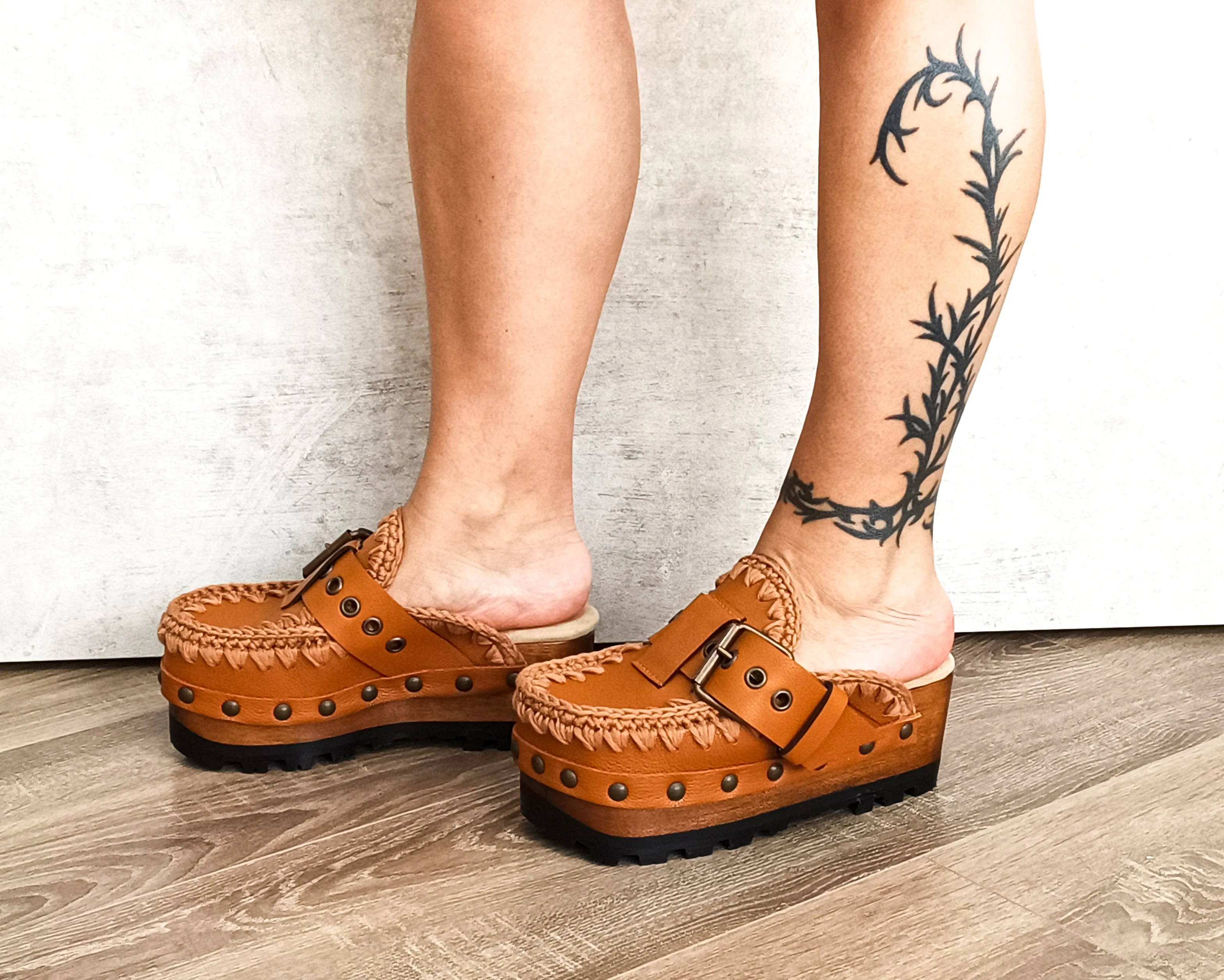 Light brown oxford clogs