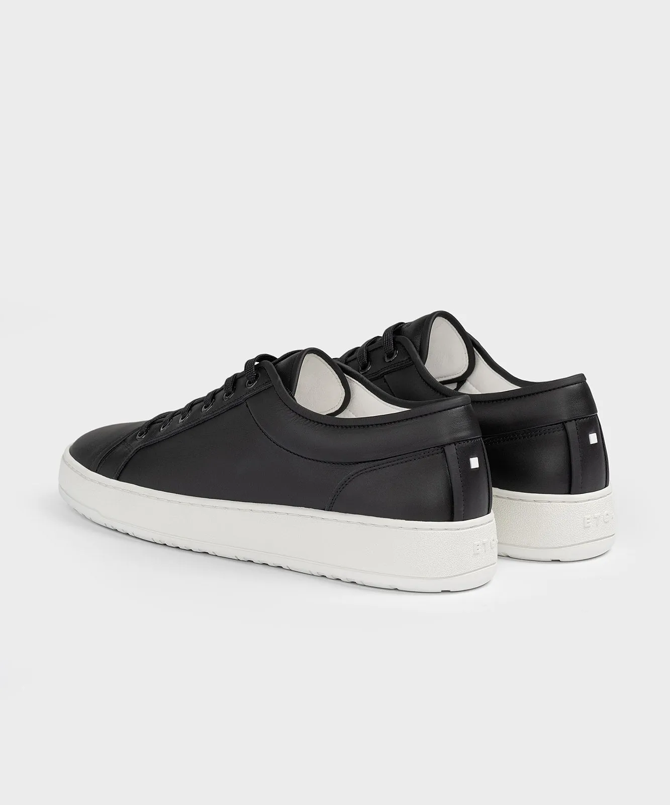 LT 01 Shades Full-Grain Jet Black