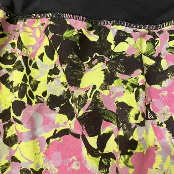 Lululemon Pace Rival Mid Rise Floral Skirt Size 4