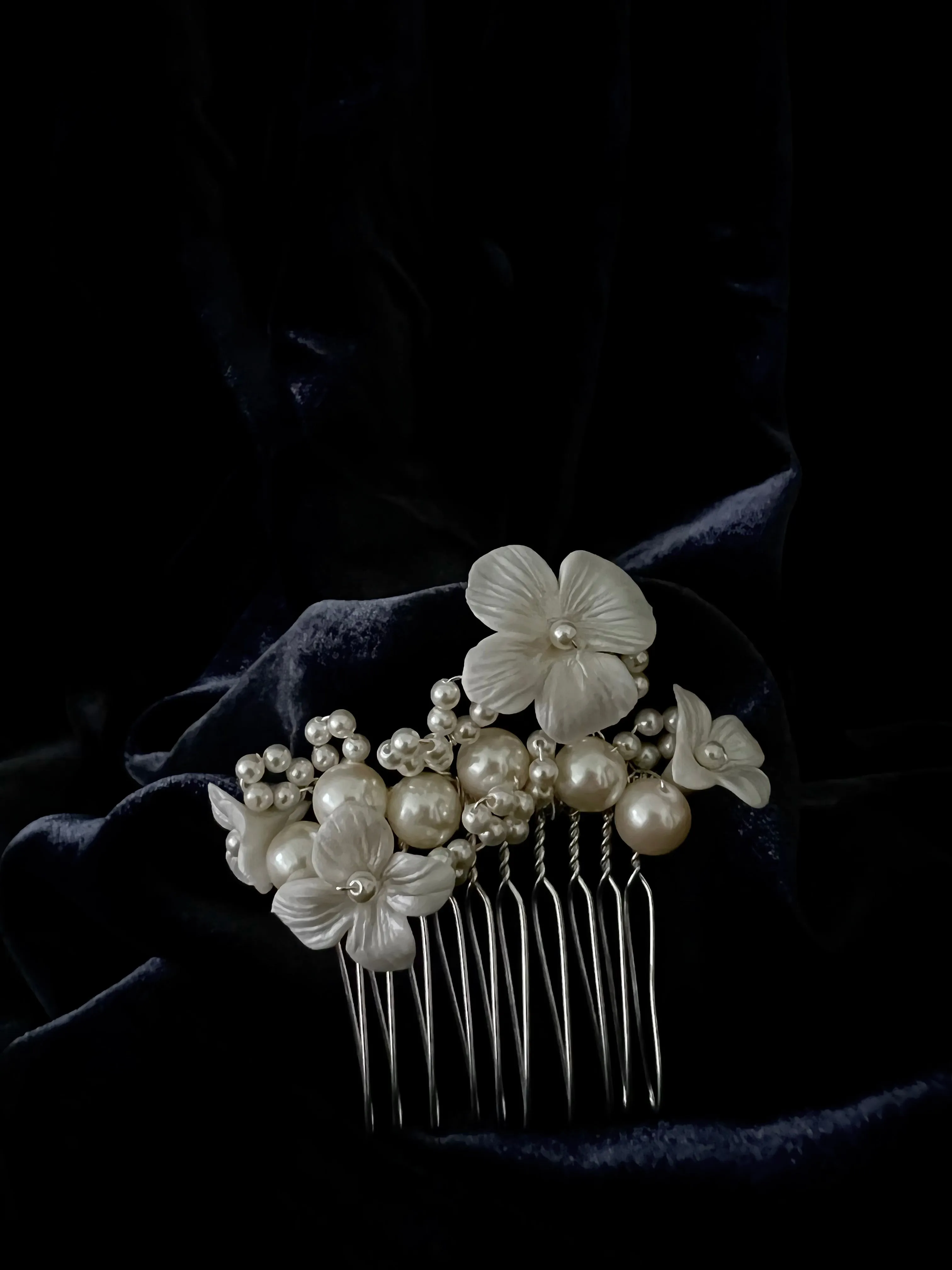 Lyla Comb