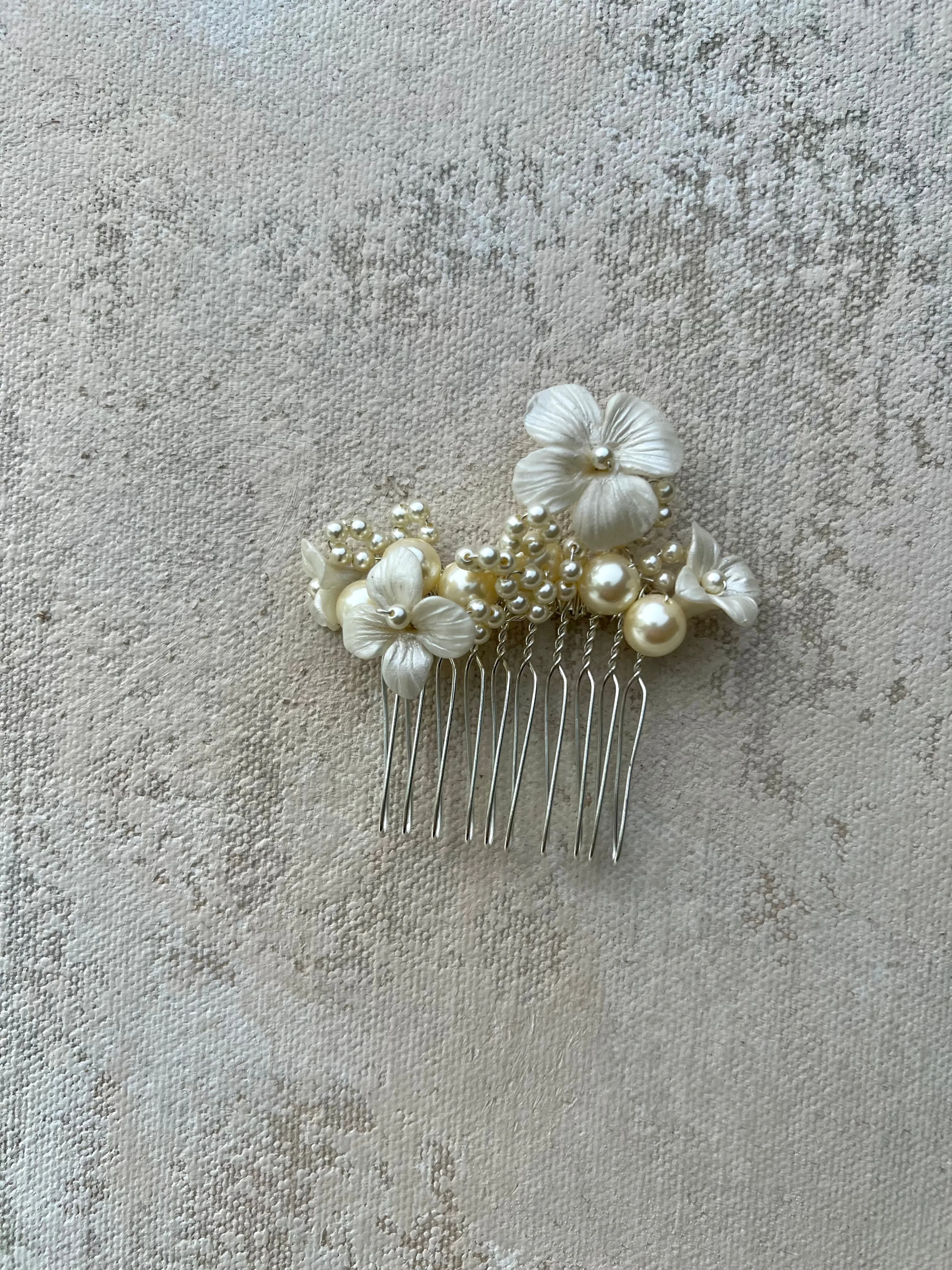 Lyla Comb