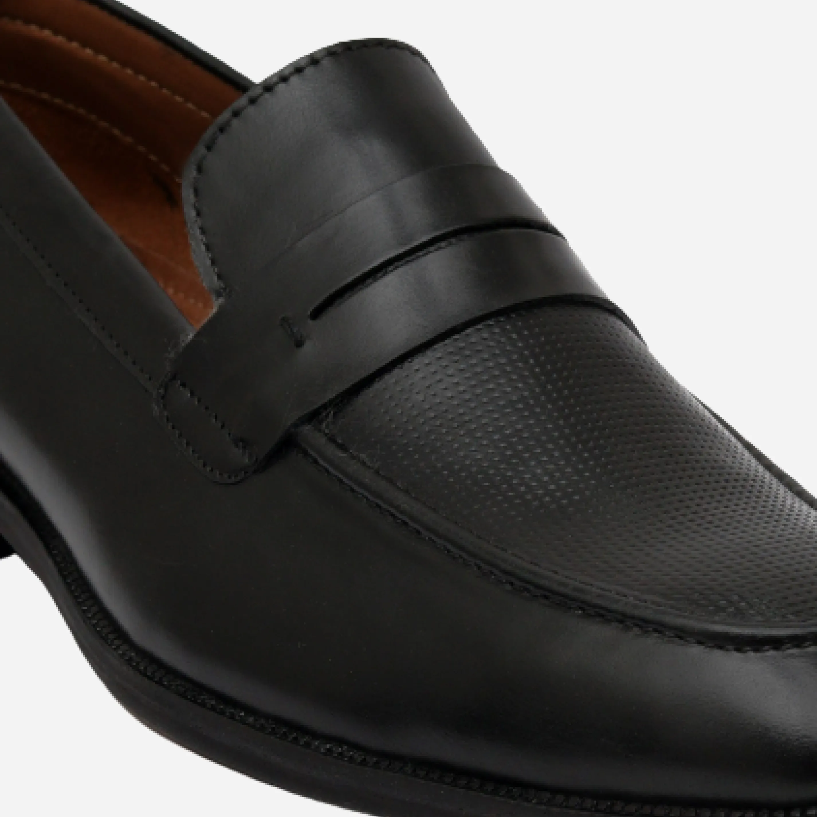 Men's Plain Moccasin Loafers - Black,Tan & Wine