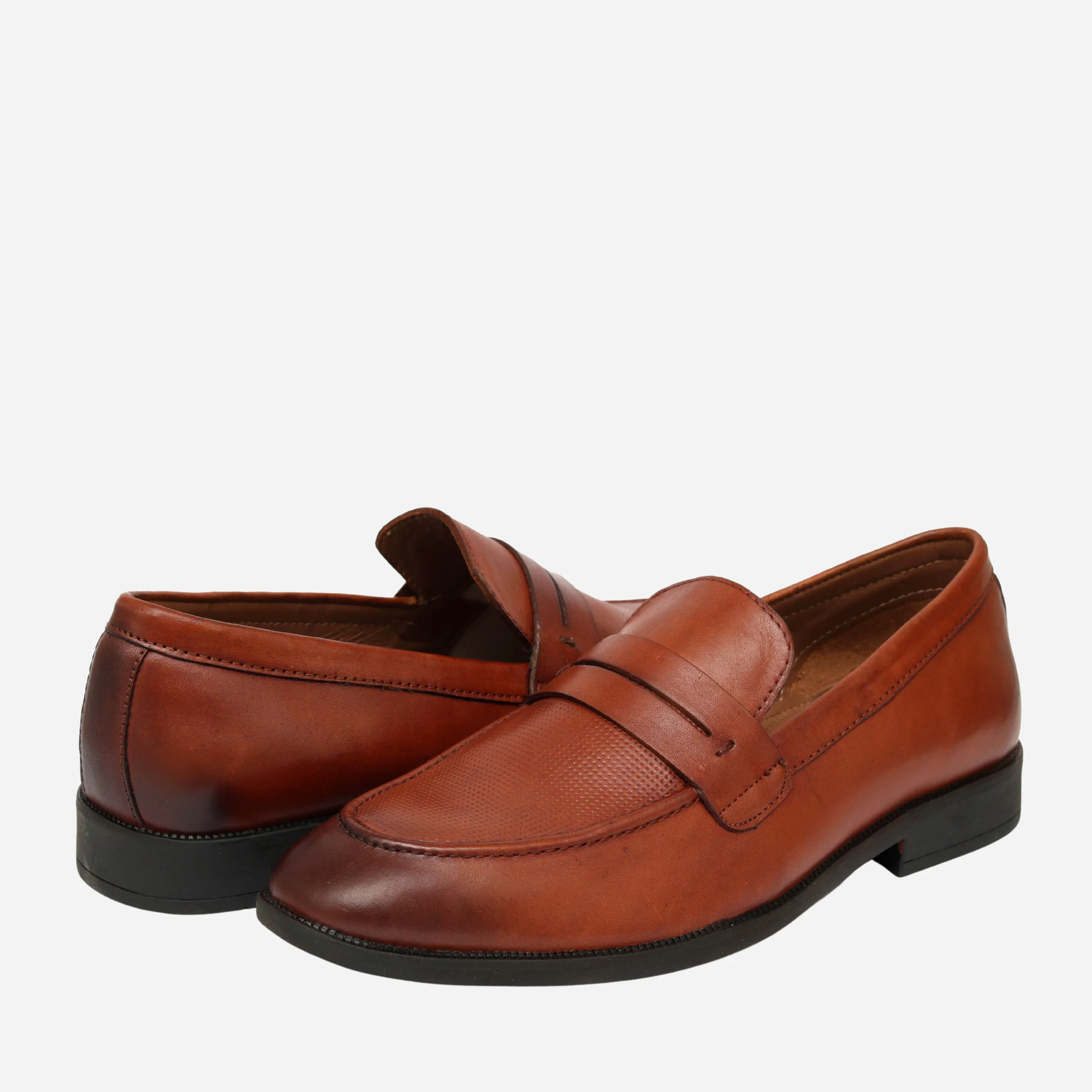 Men's Plain Moccasin Loafers - Black,Tan & Wine