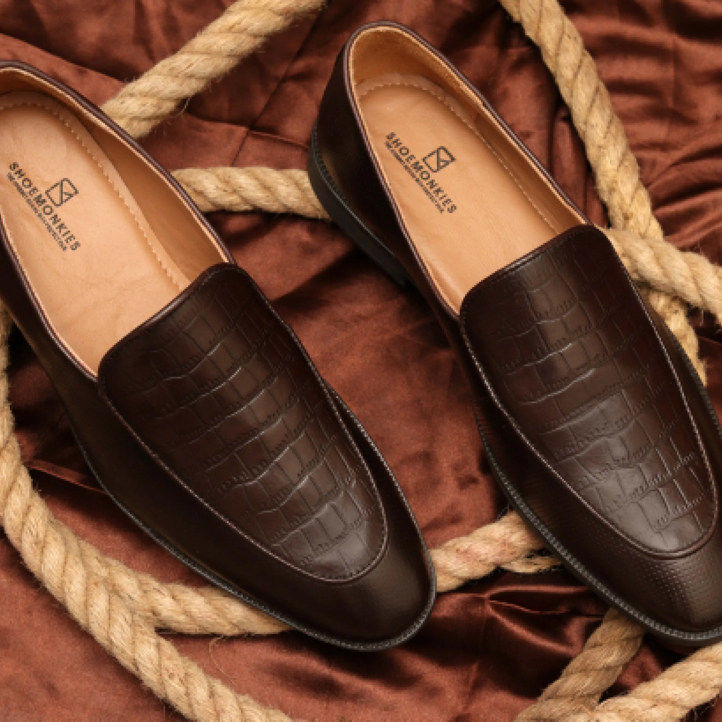 Men's Textured Moccasin Loafers - Black & Brown