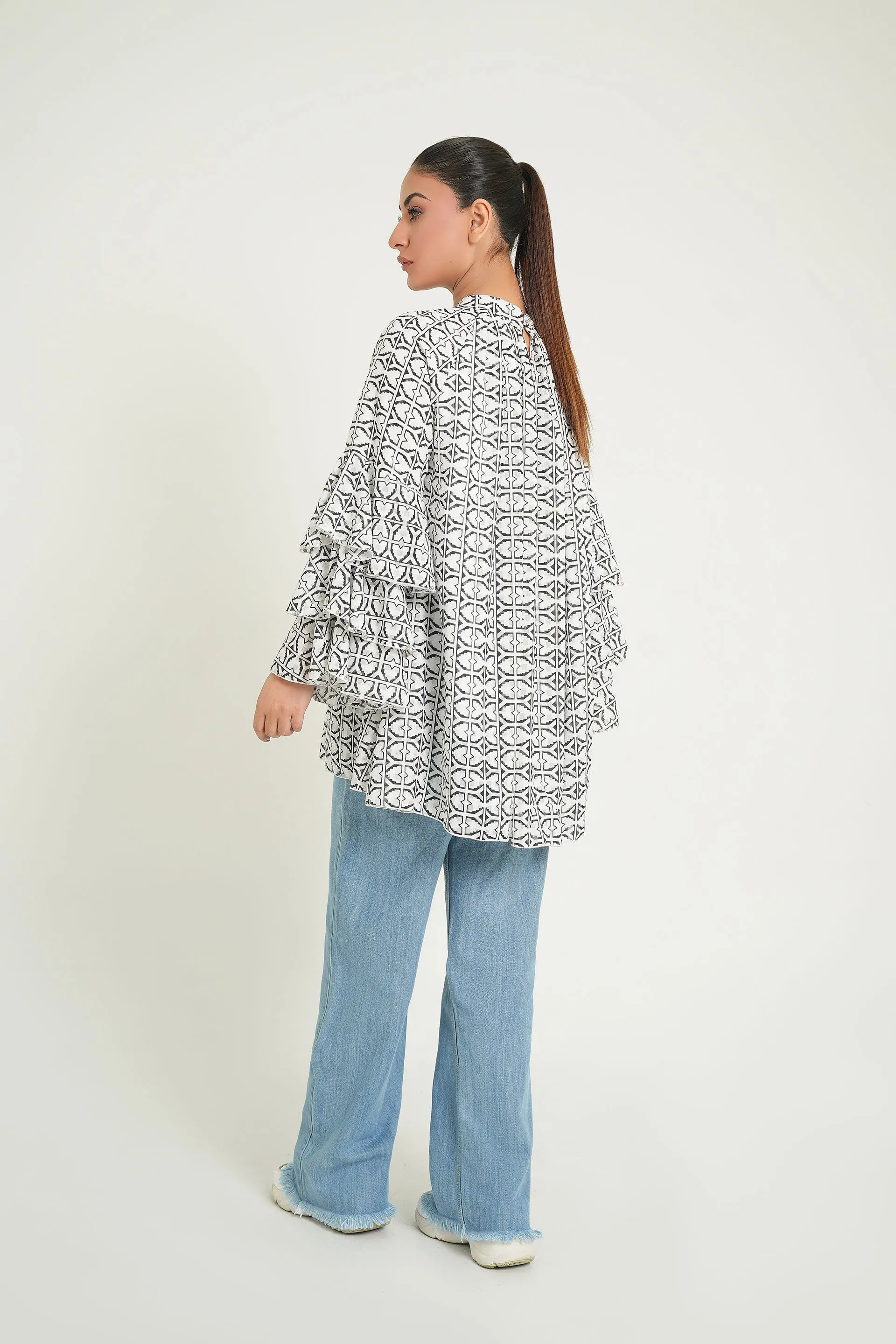 Monochrome Ruffle Sleeves Tunic Top