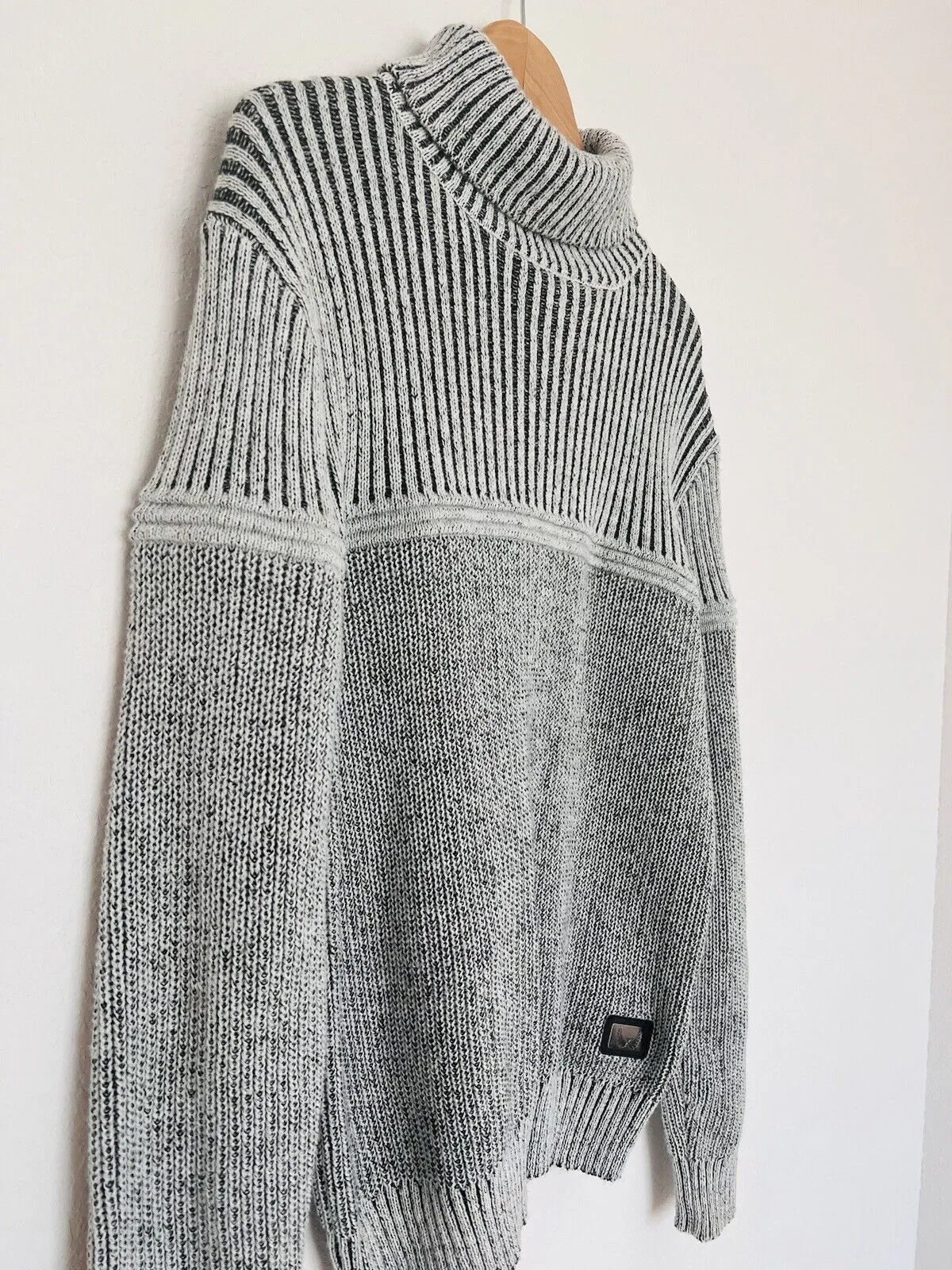 NICK DANGER Mens Chunky Turtle Neck Sweater Sz L Grandpa Gray/White Academia
