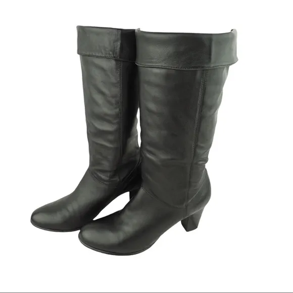 Nine West Teardrop 6 black leather heel tall boot