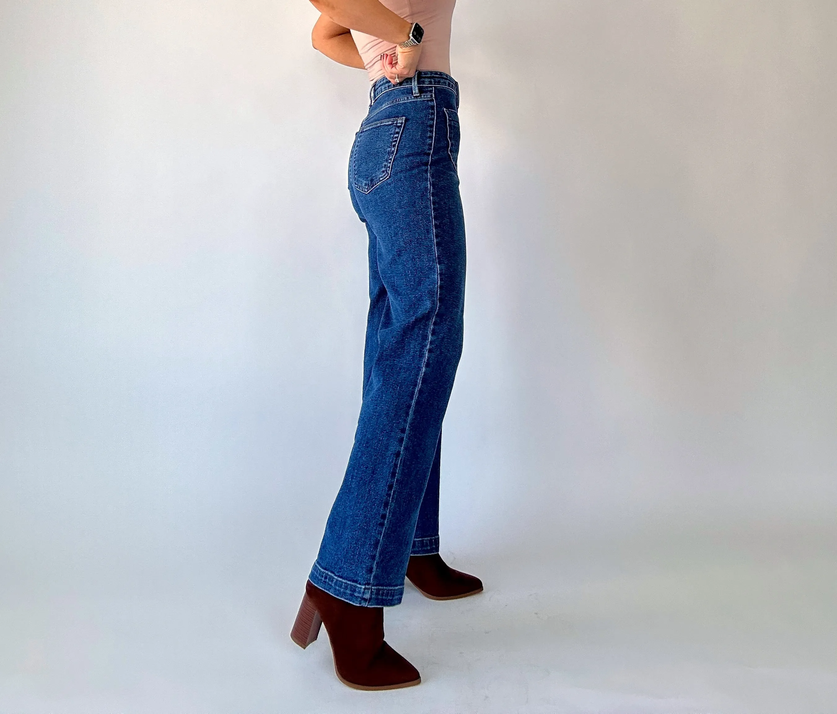 Patch Pocket Wide Leg Jean