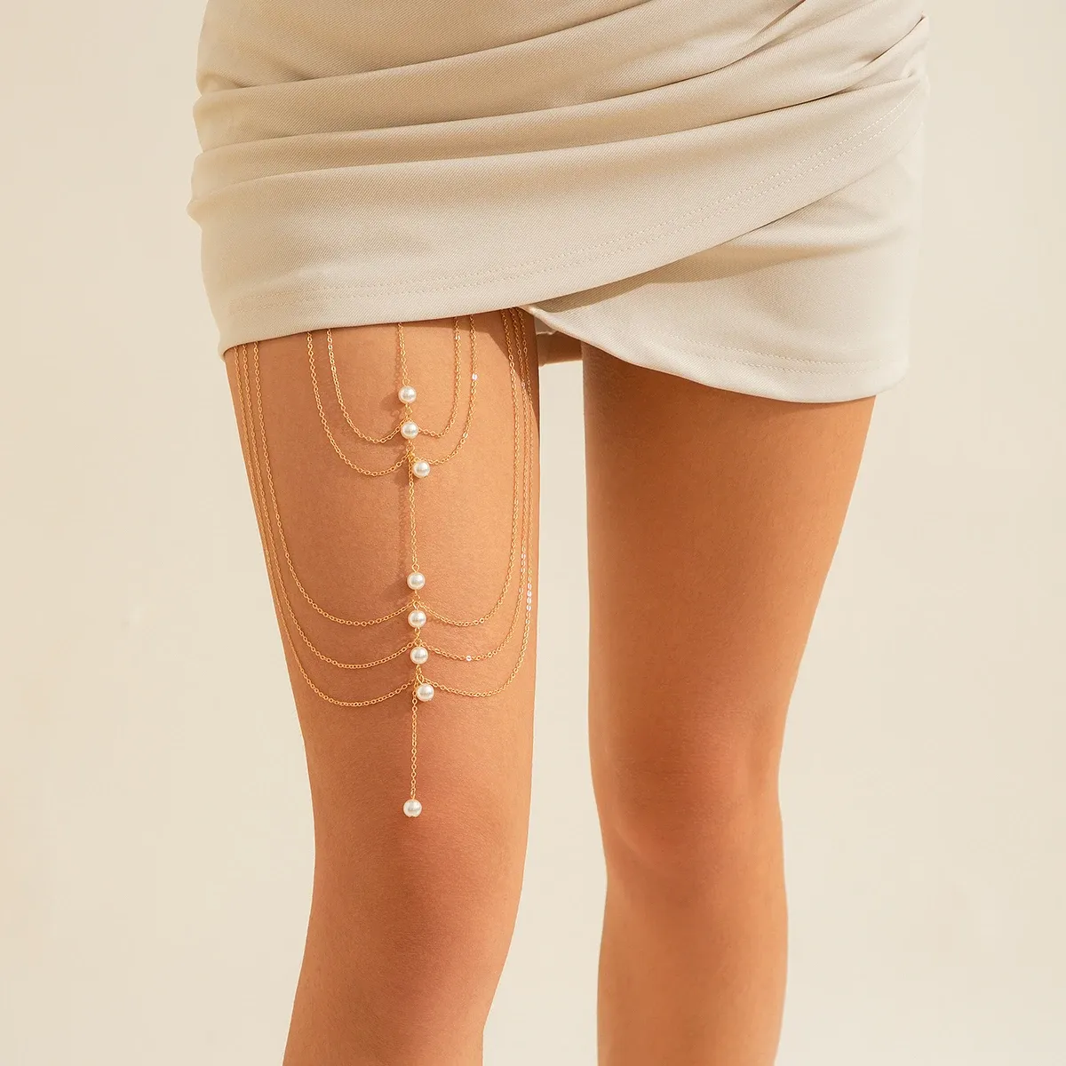 Pearl Metal Tassel Pendant Leg Chain