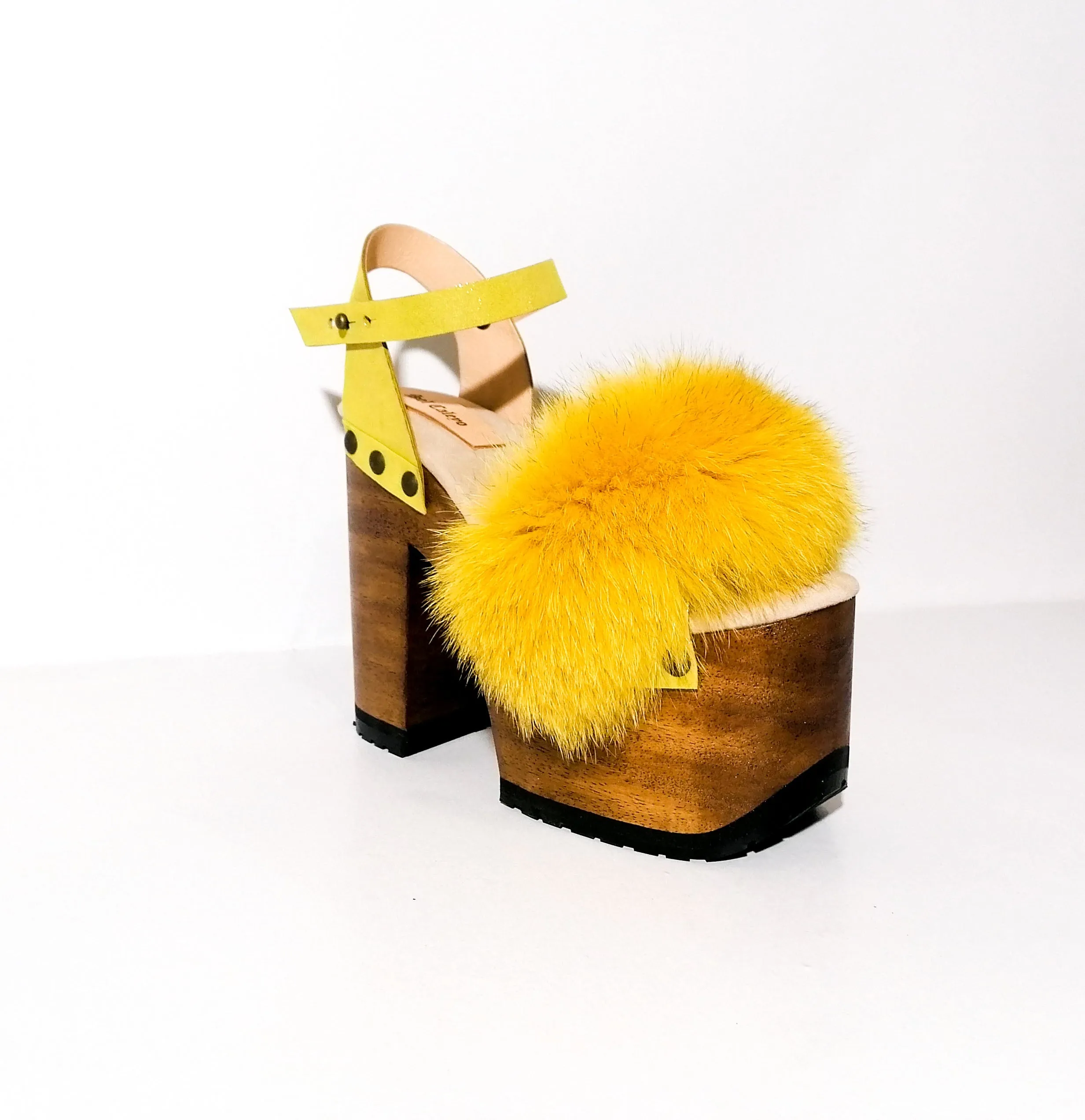 Queen Yellow Sandals
