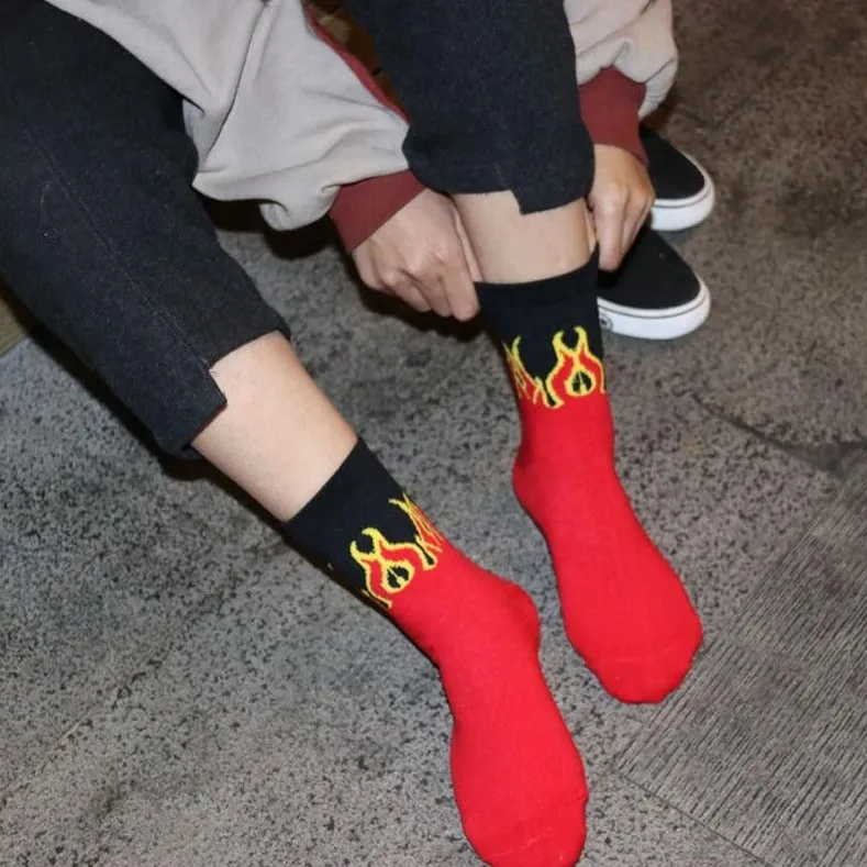 "FLAMMES" Chaussettes Violet Montantes Streetwear - URB1™