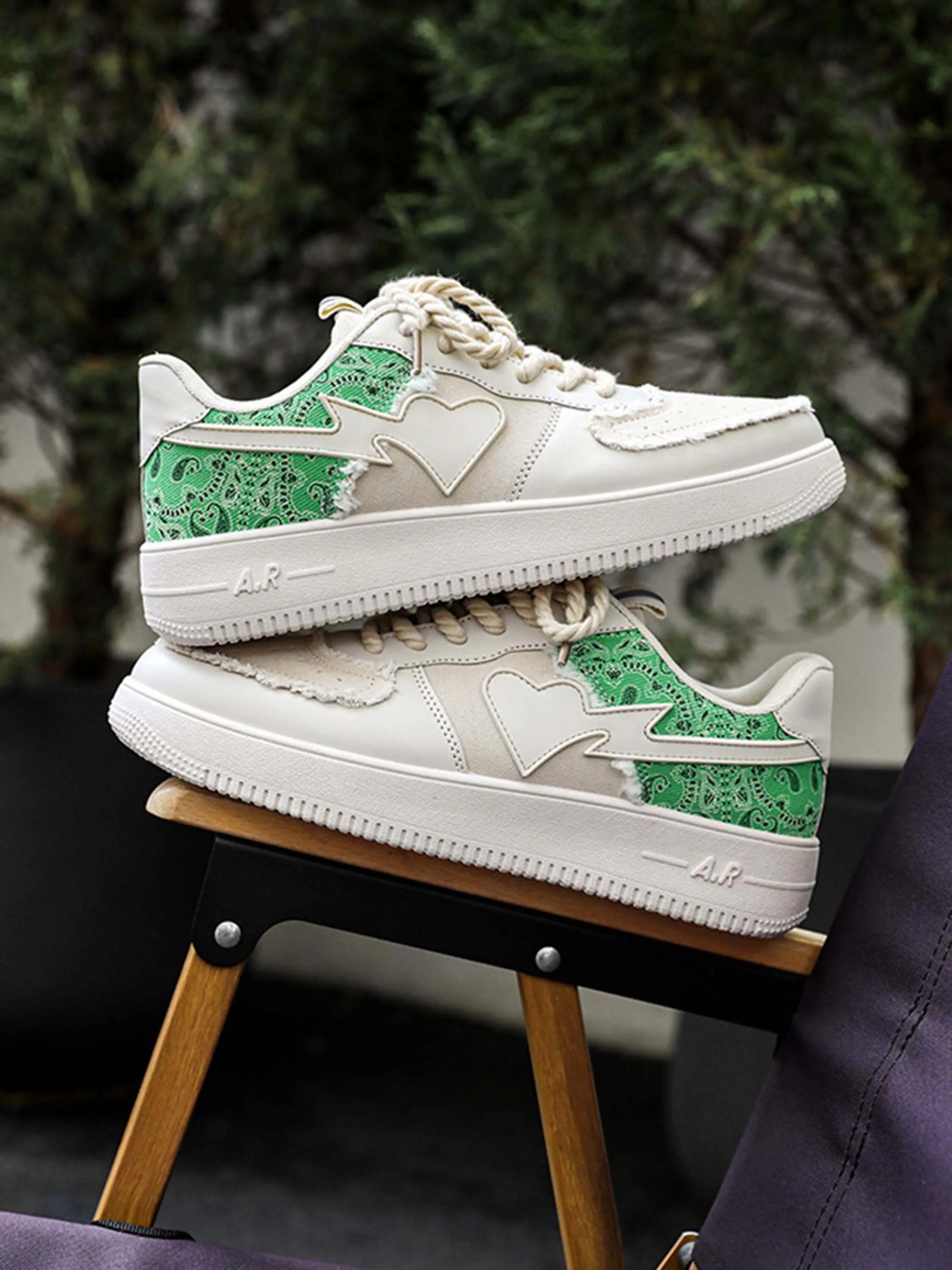 Retro High Street Men's Low Top Skate Casual Shoes