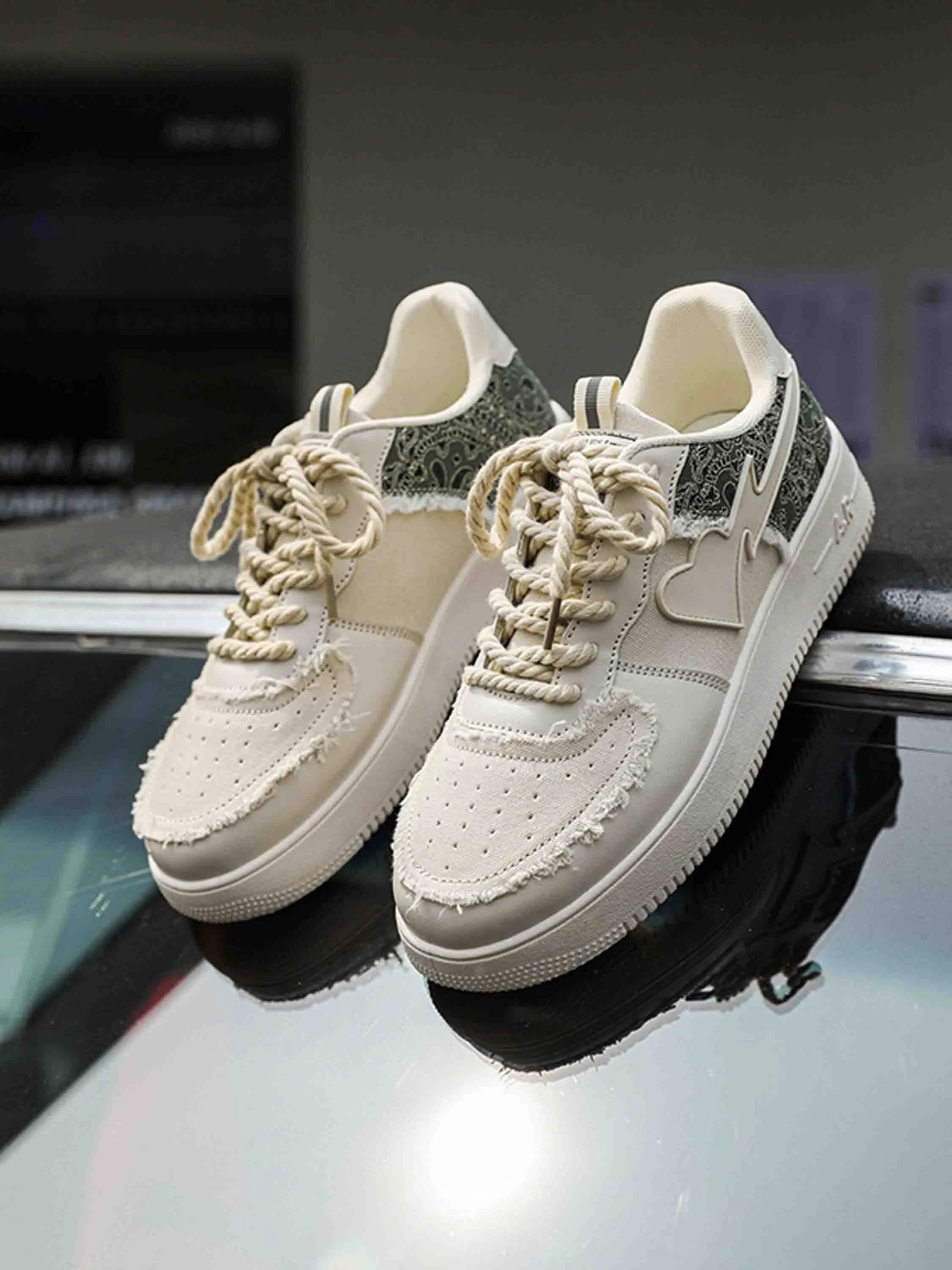 Retro High Street Men's Low Top Skate Casual Shoes