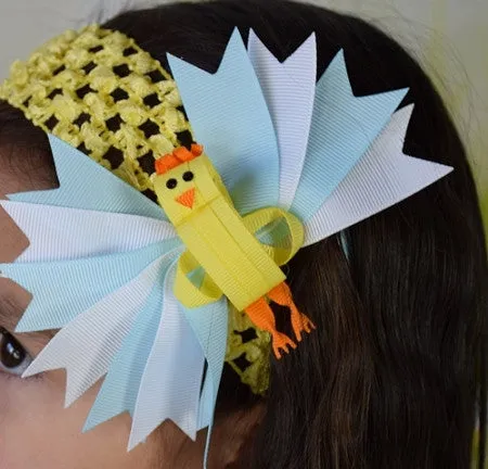 Sculptured Chick on a 6in Boutique Bow