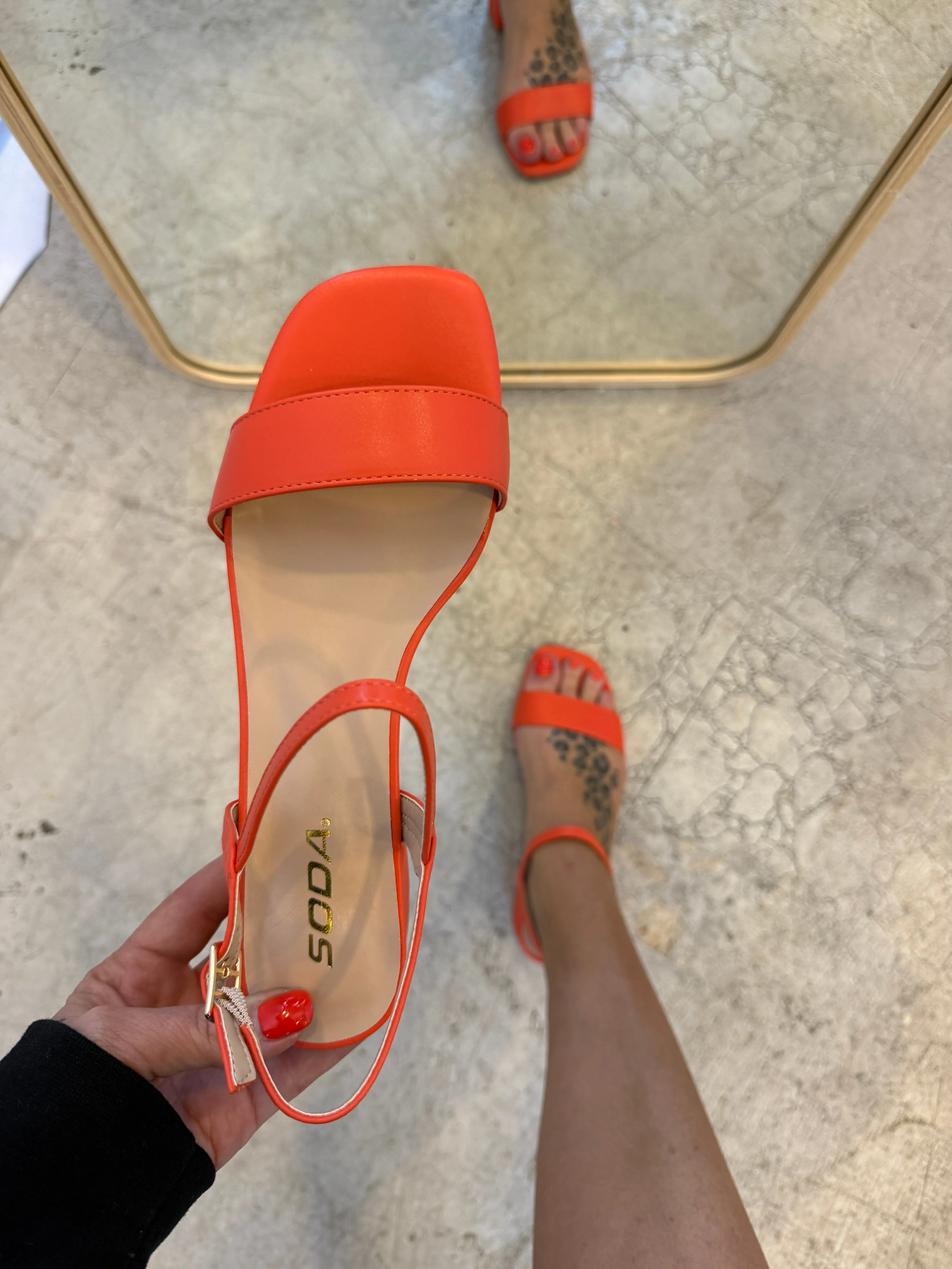 Soda Episode Orange Sandal