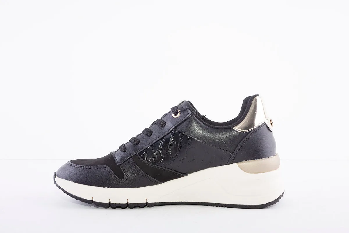 TAMARIS - 23702-048 - LACE-UP WEDGE FASHION TRAINER - BLACK