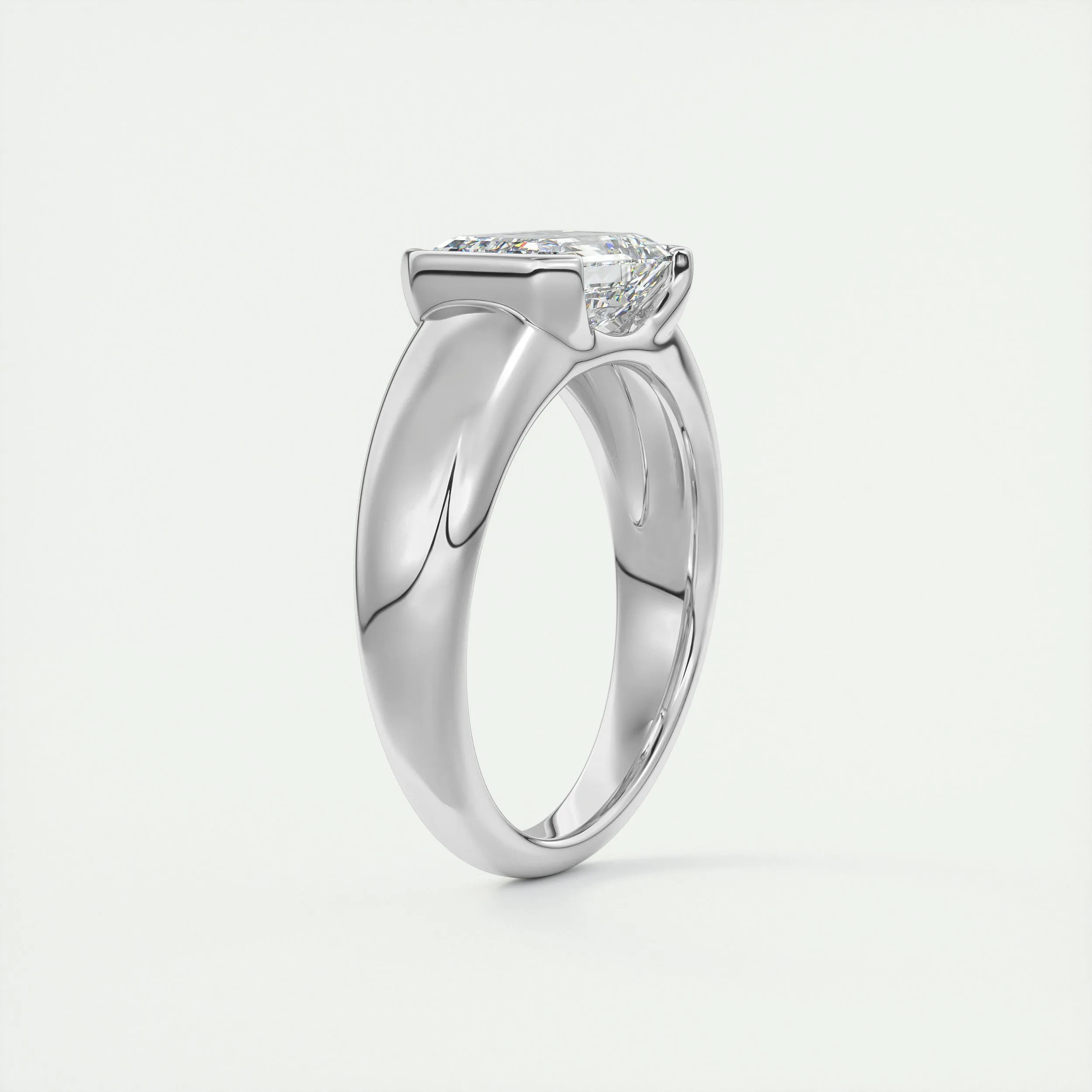 The Lunette | E.W. Emerald